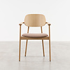 Sinni with armrests Scandinavian Dining Chair Sav & Økse Sinni with armrests Scandinavian Dining Chair