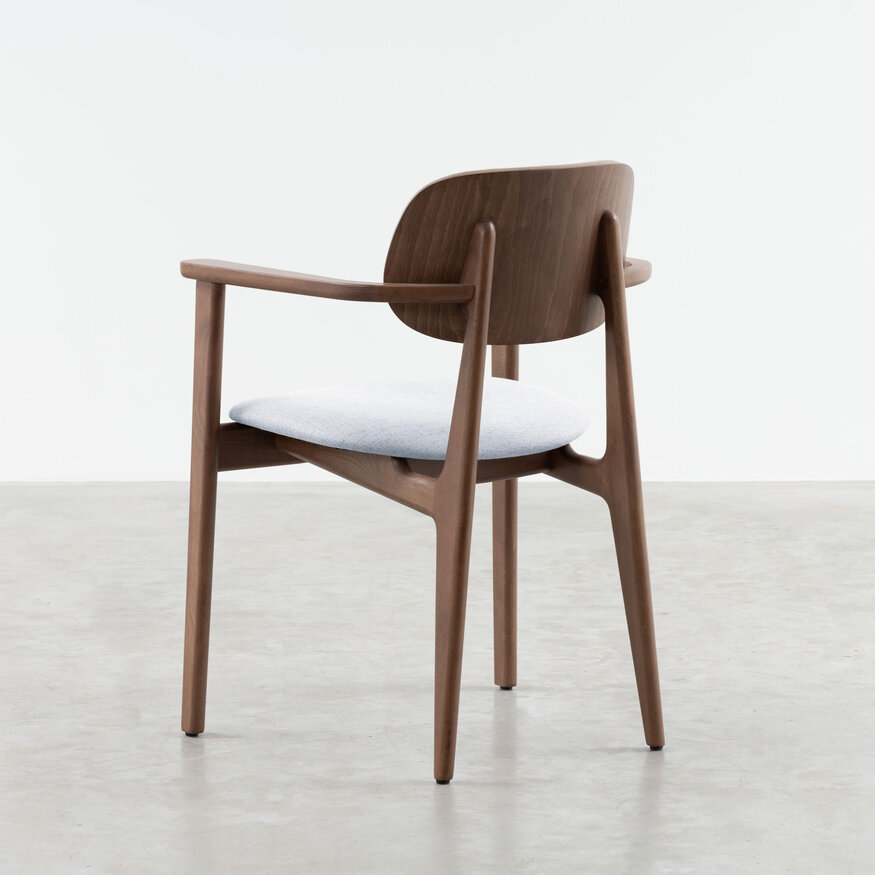Sinni met arm Scandinavian Dining Chair Sav & Økse Sinni met arm Scandinavian Dining Chair