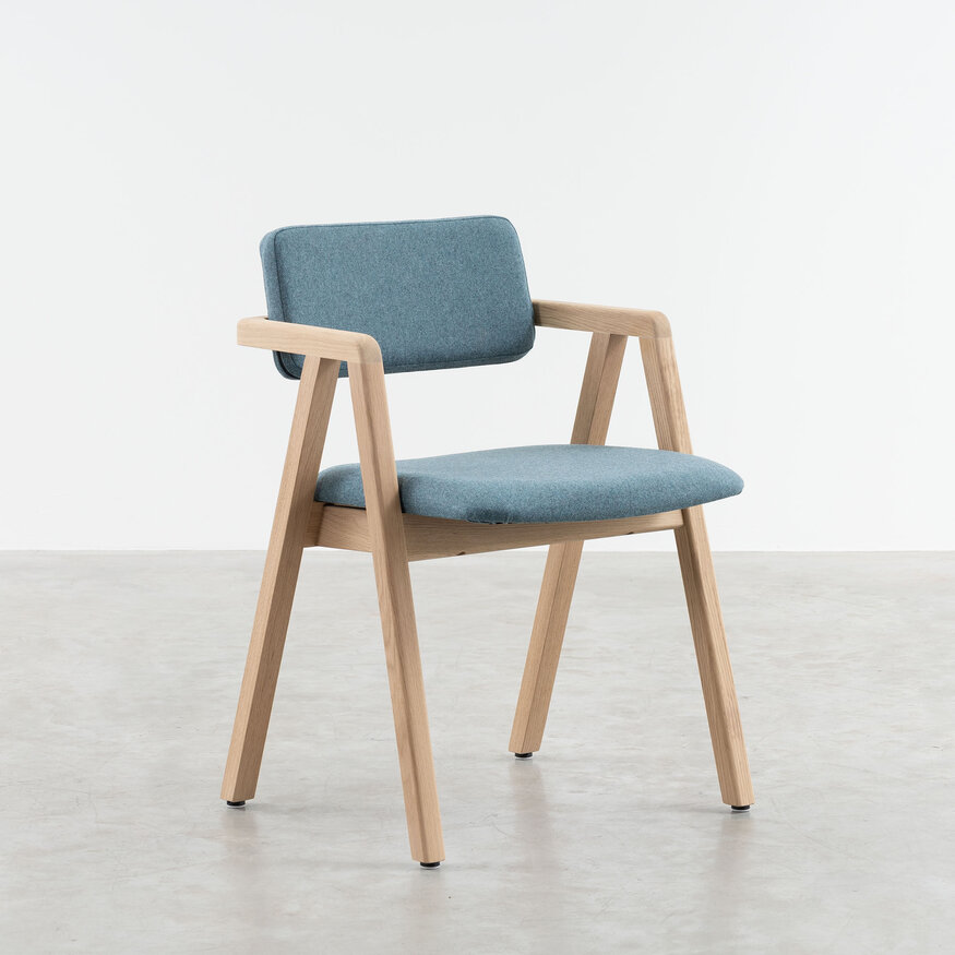 Enya Scandinavian Dining Room Chair Sav & Økse Enya Scandinavian Dining Room Chair