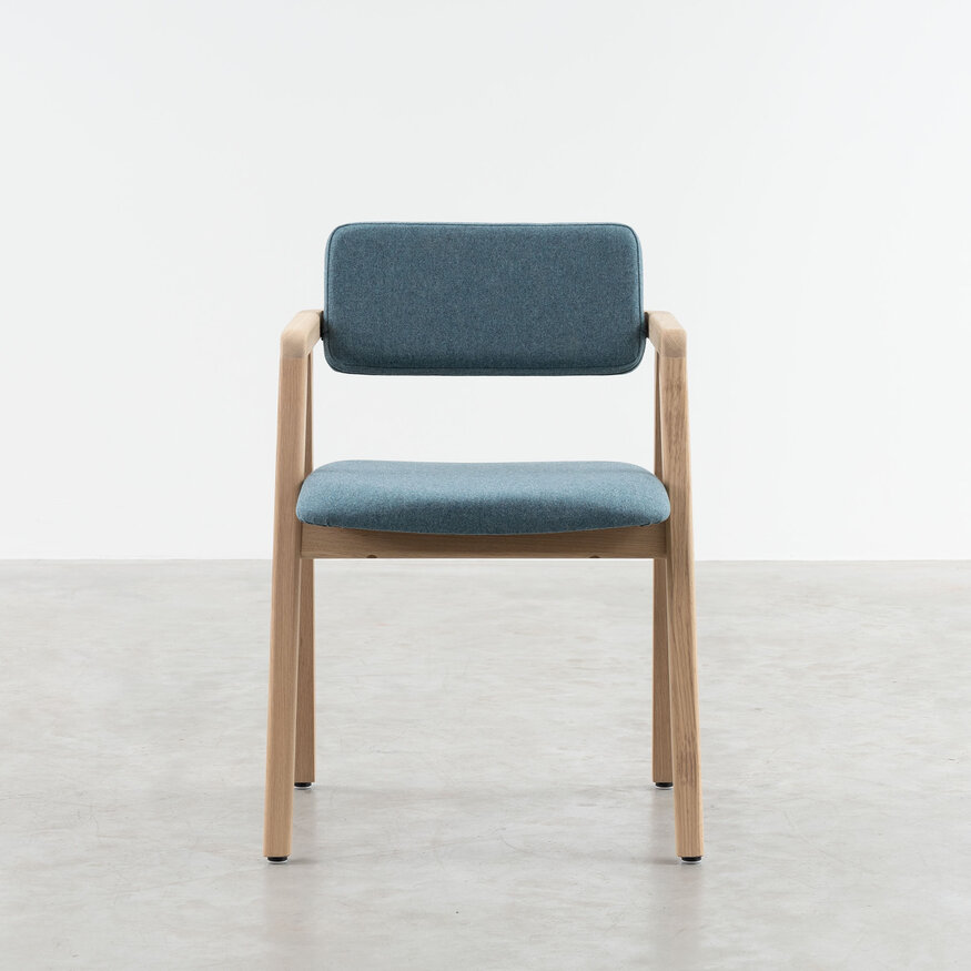 Enya Scandinavian Dining Room Chair Sav & Økse Enya Scandinavian Dining Room Chair