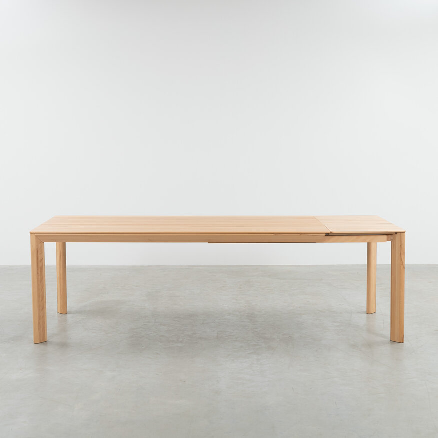 Sav & Økse Scandinavian Extendable Table Eevi