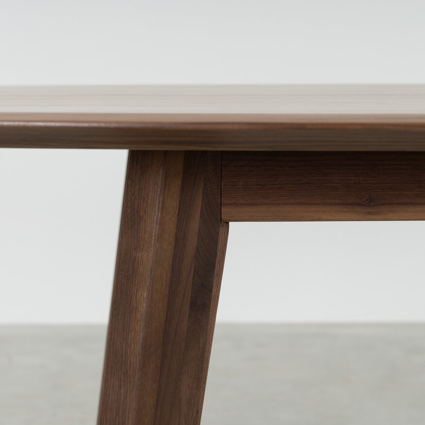 Sav & Økse Danish Oval Table Samt