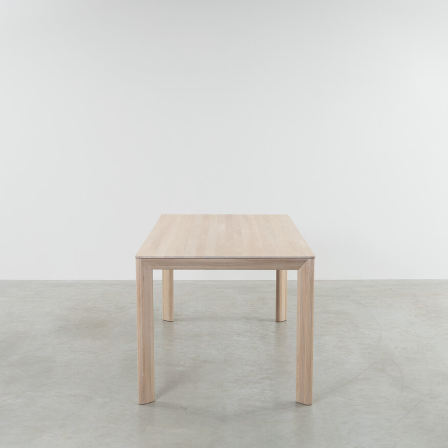 Scandinavische Eettafel Eevi Sav & Økse Scandinavische Eettafel Eevi