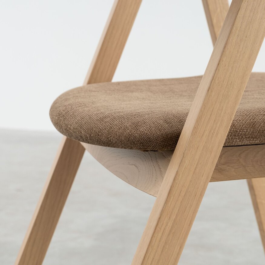 Edske Dining Room Chair