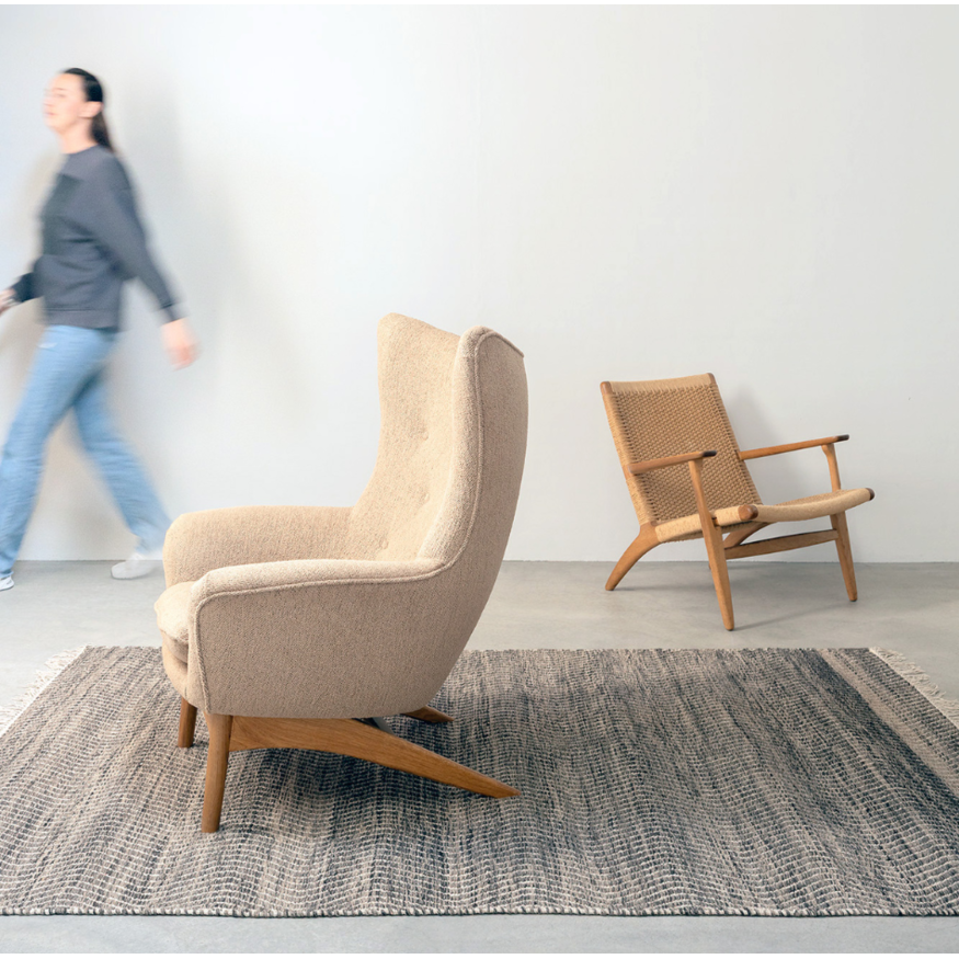 Henry Armchair Oak
