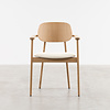 Sav & Økse Sinni with armrests Scandinavian dining chair