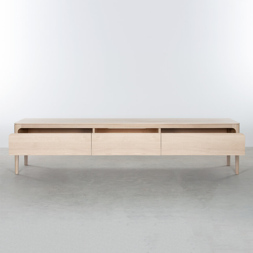 Scandinavian TV Cabinet Rikke Sav & Økse Scandinavian TV Cabinet Rikke