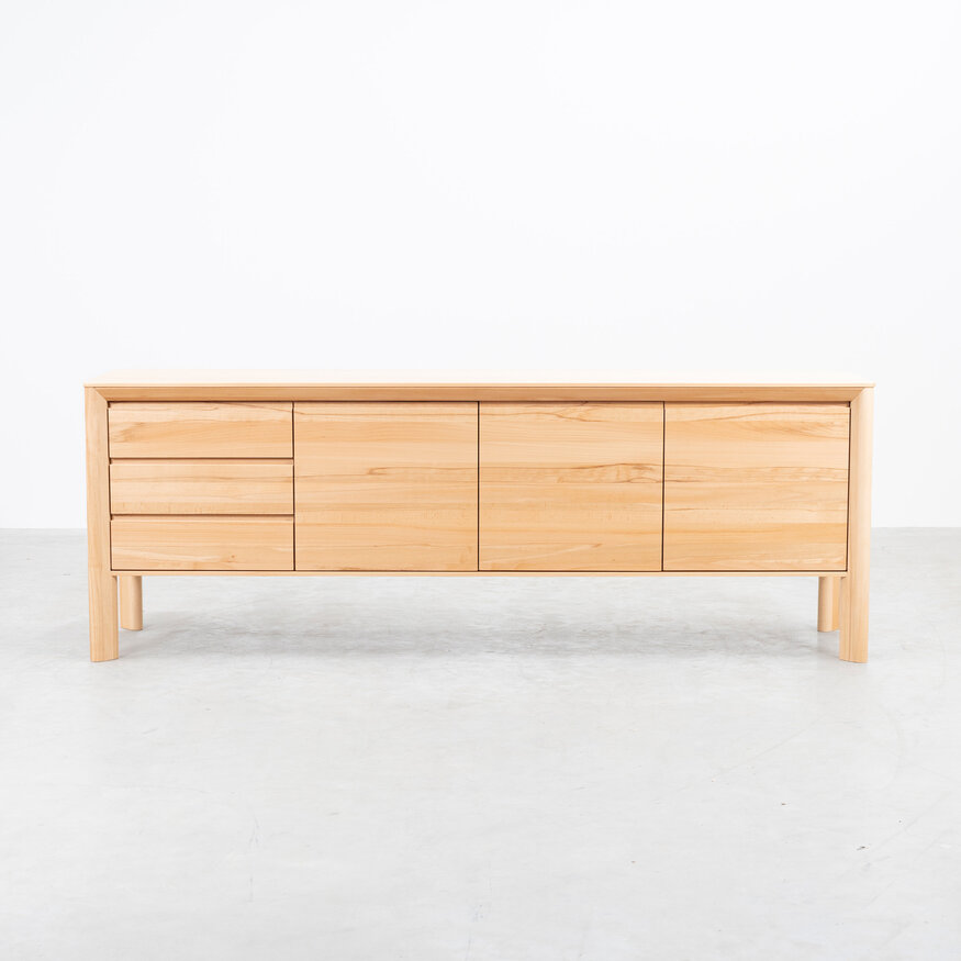 Scandinavisch Dressoir Eevi Sav & Økse Scandinavisch Dressoir Eevi
