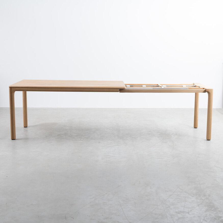 Duuksson Extendable Table Sav & Økse Duuksson Extendable Table