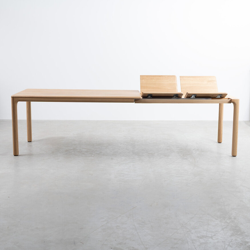 Duuksson Extendable Table Sav & Økse Duuksson Extendable Table