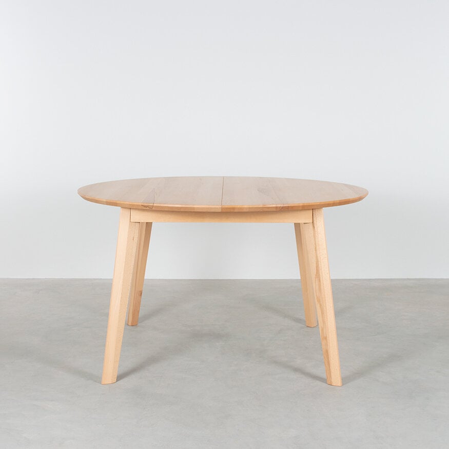 Round extentable table Nonne Ø120+(1x50) Sav & Økse Round extentable table Nonne Ø120+(1x50)