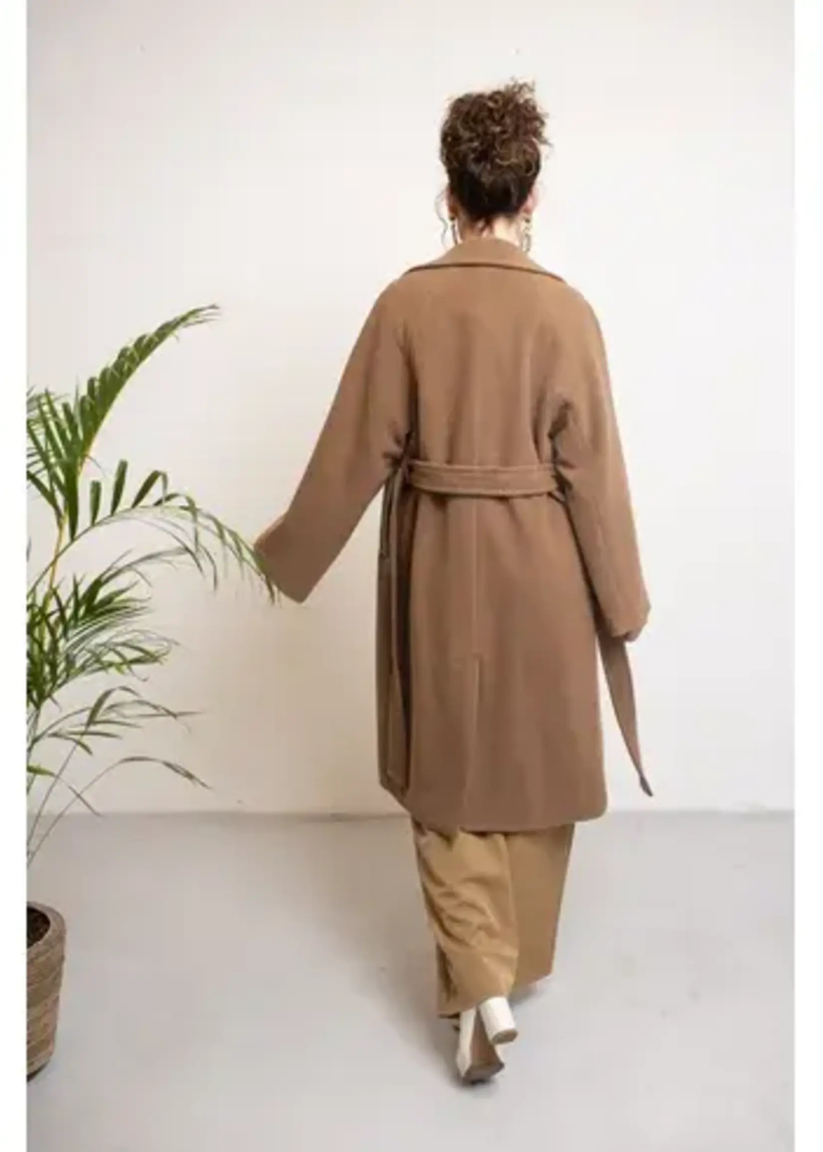VERY CHERRY VERY CHERRY ISIA COAT CAMEL