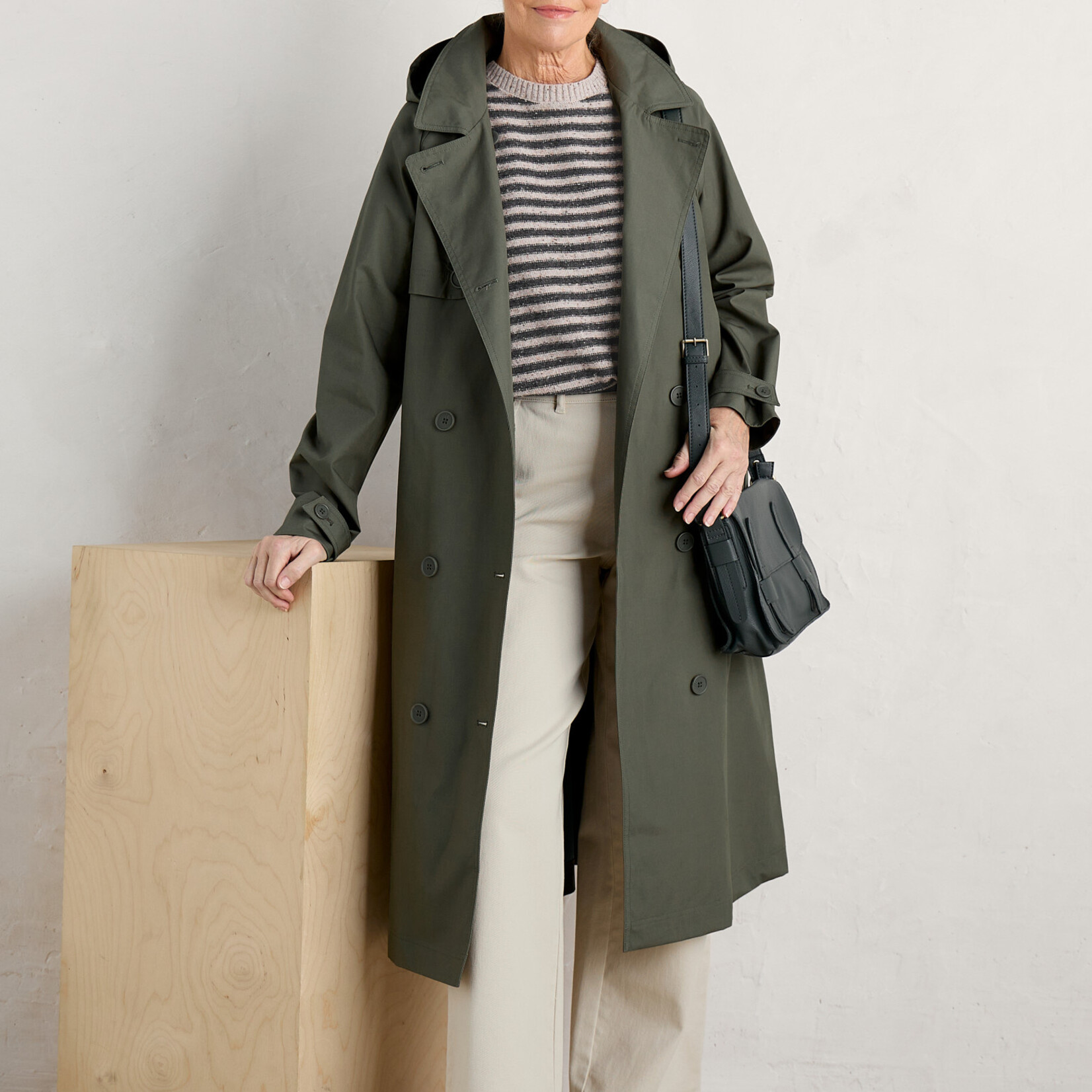 SEASALT CORNWALL SEASALT PENWEATHERS WATERPROOF TRENCH COAT LIGHT NORI