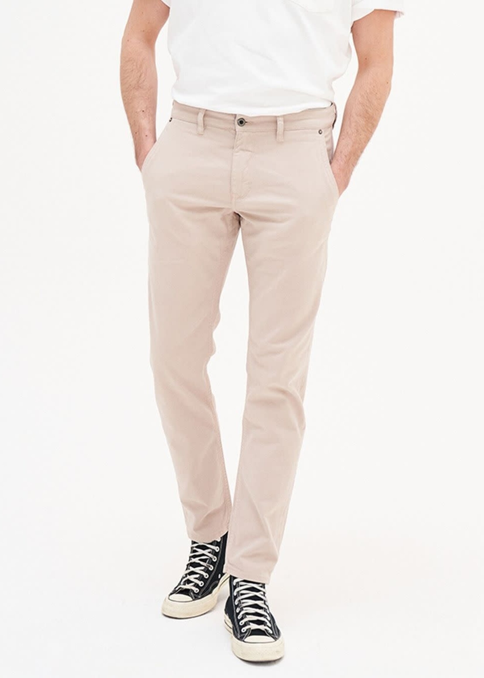 KUYICHI KUYICHI DEXTER CHINO REGULAR TAPERED SAND