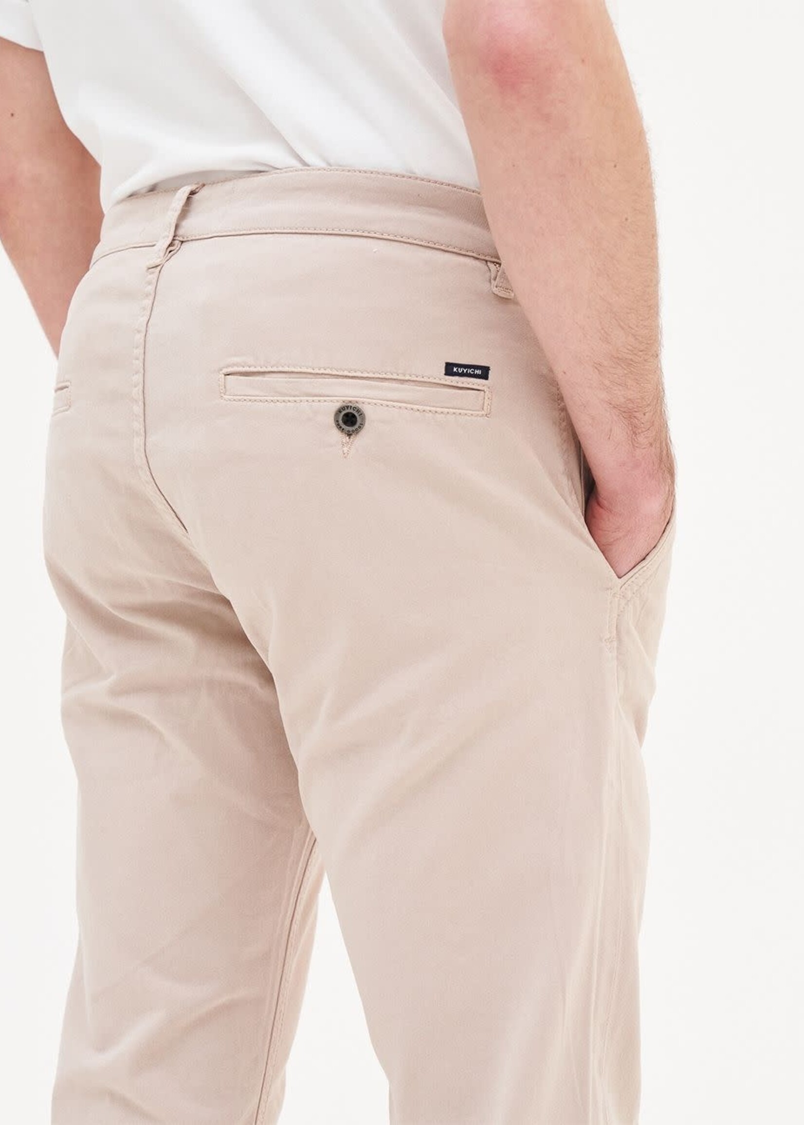 KUYICHI KUYICHI DEXTER CHINO REGULAR TAPERED SAND