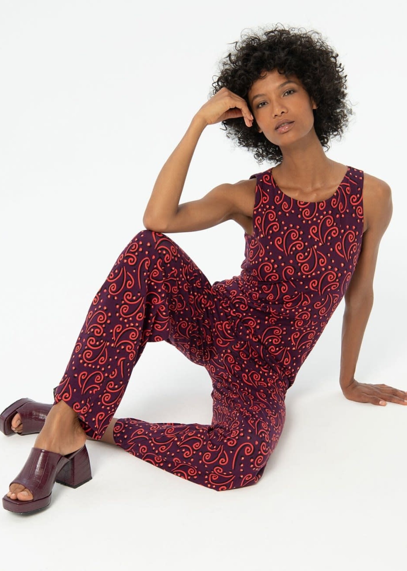 SURKANA SURKANA  SLEEVELESS JUMPSUIT  MAROON
