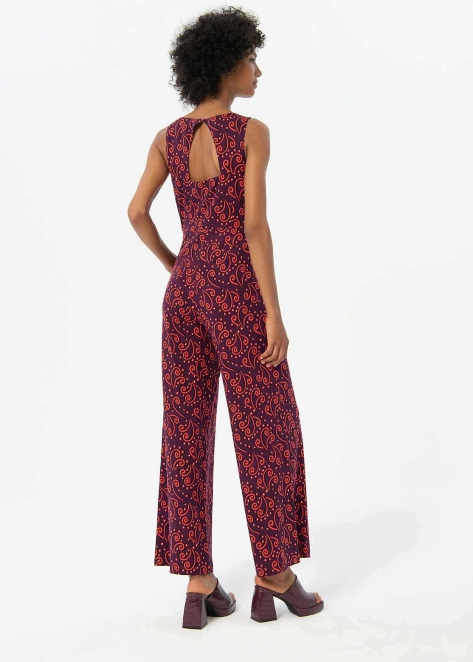 SURKANA SURKANA  SLEEVELESS JUMPSUIT  MAROON