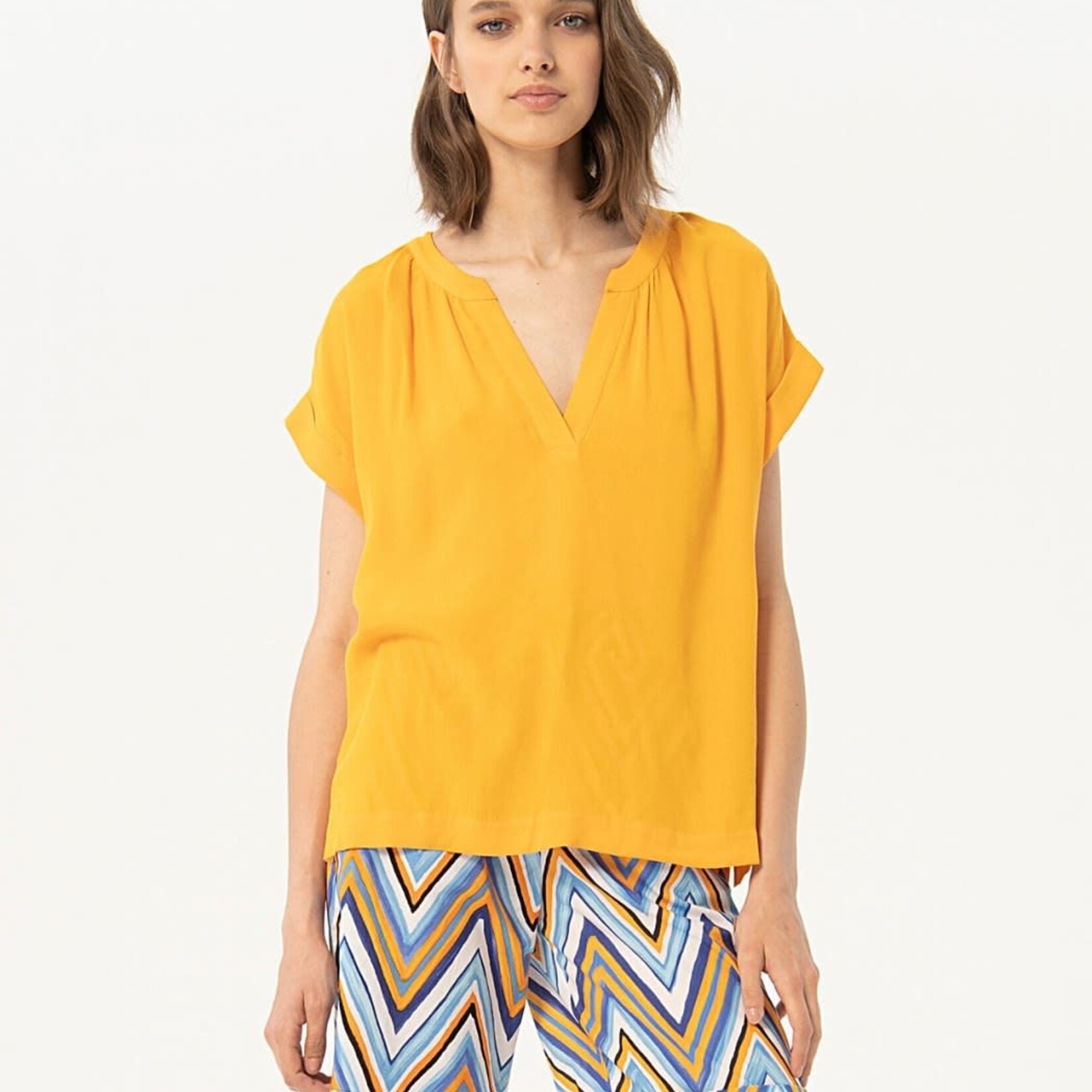 SURKANA SURKANA  SLEEVELESS BLOUSE YELLOW