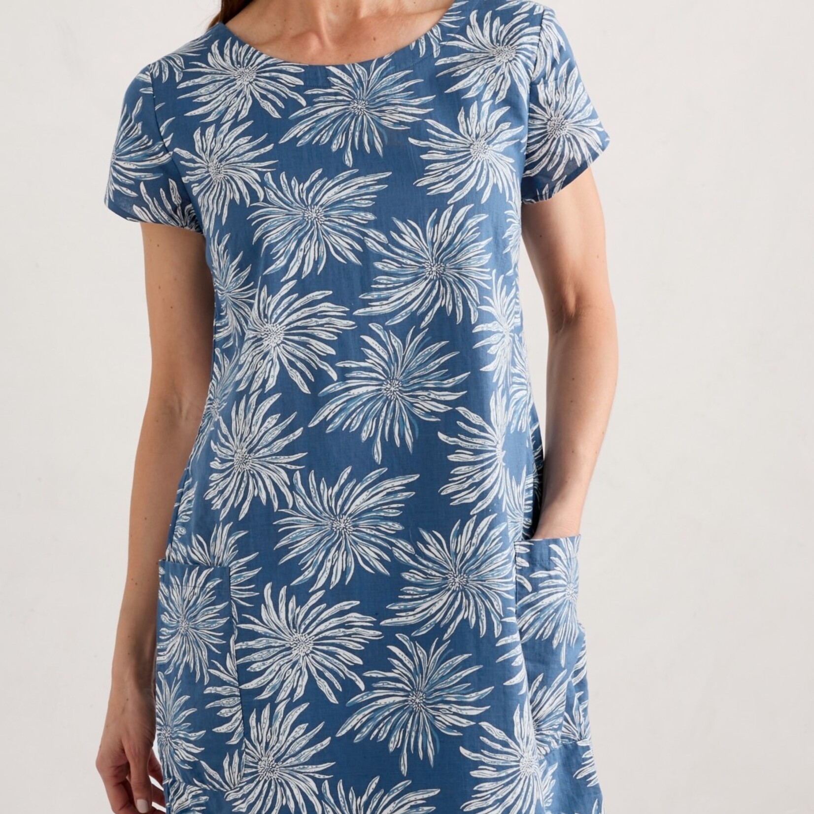 EX Seasalt Red Scribbled Daisies Primula River Cove Dress Sizes 828 RRP £69.95