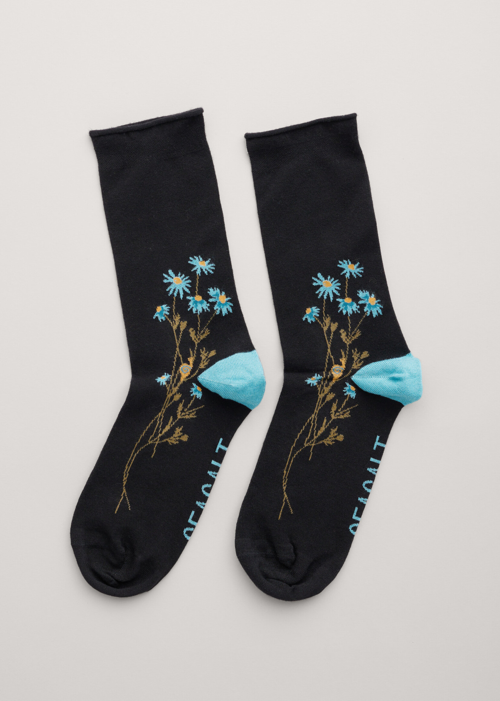 SEASALT CORNWALL SEASALT BAMBOO ARTY SOCKS DAISY PATH ONYX