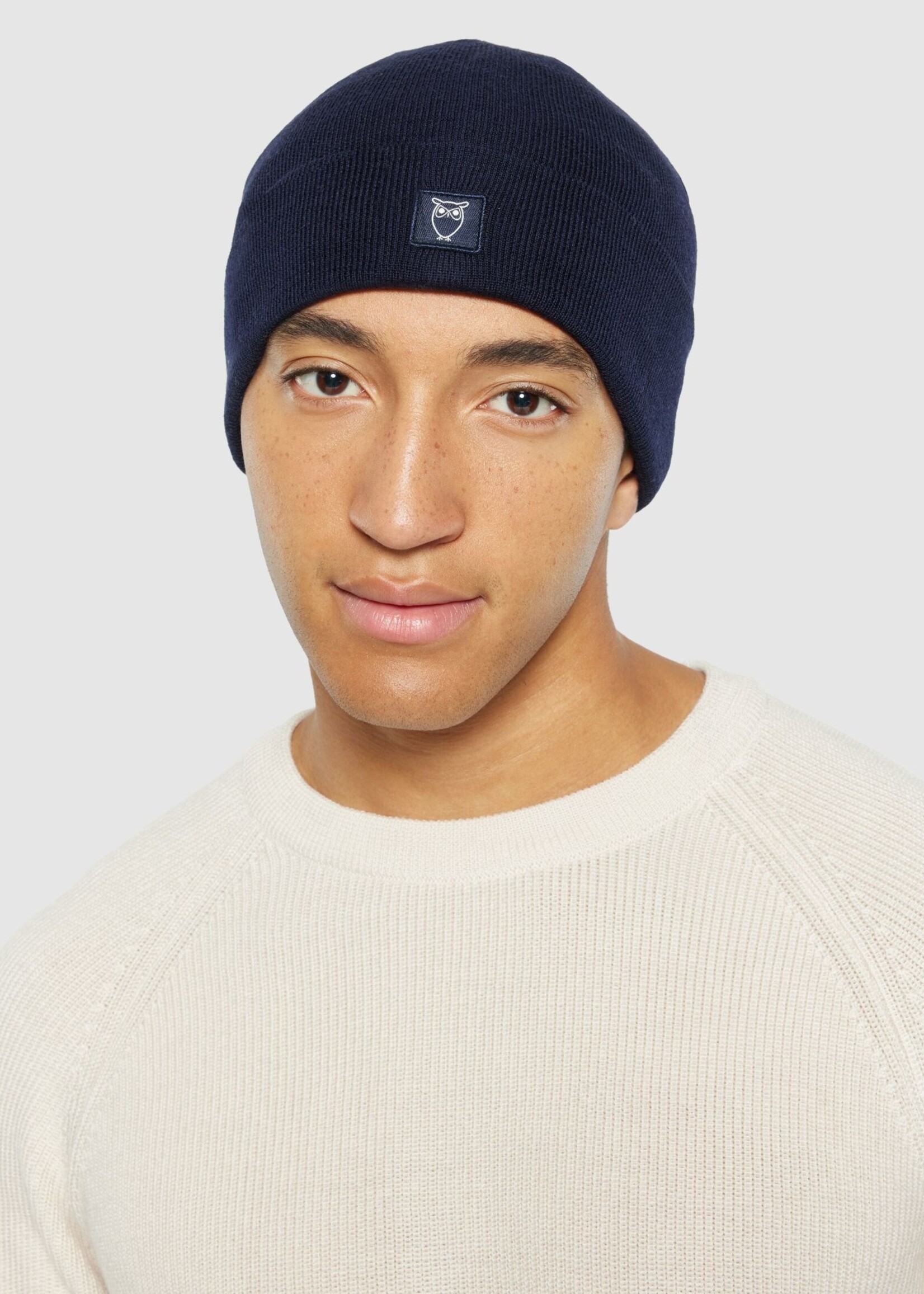 KNOWLEDGE COTTON APPAREL KNOWLEDGE COTTON DOUBLE LAYER FINE MARINO WOOL BEANI BLUE