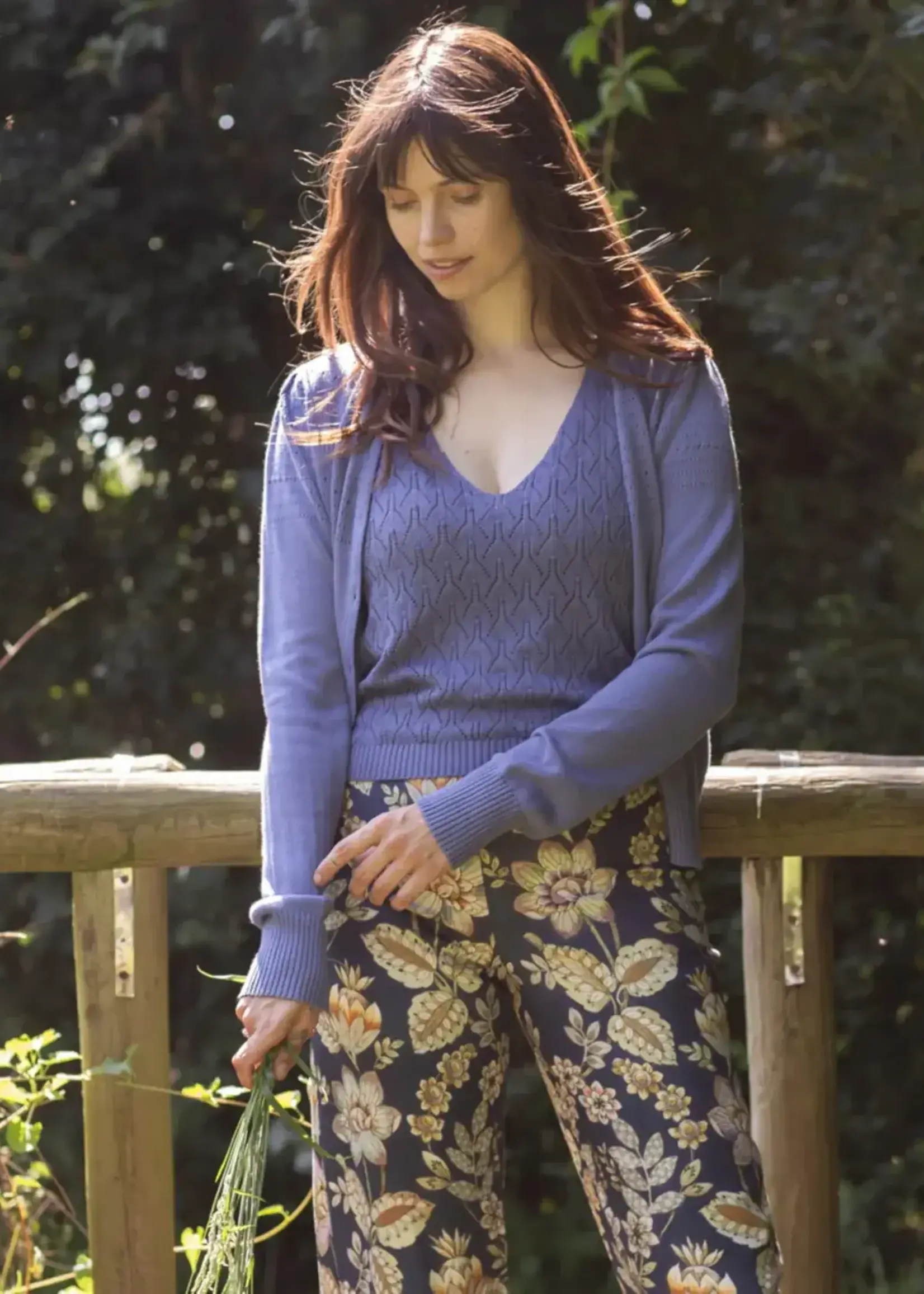 VERY CHERRY VERY CHERRY LUCIA V NECK CARDIGAN LAVENDER