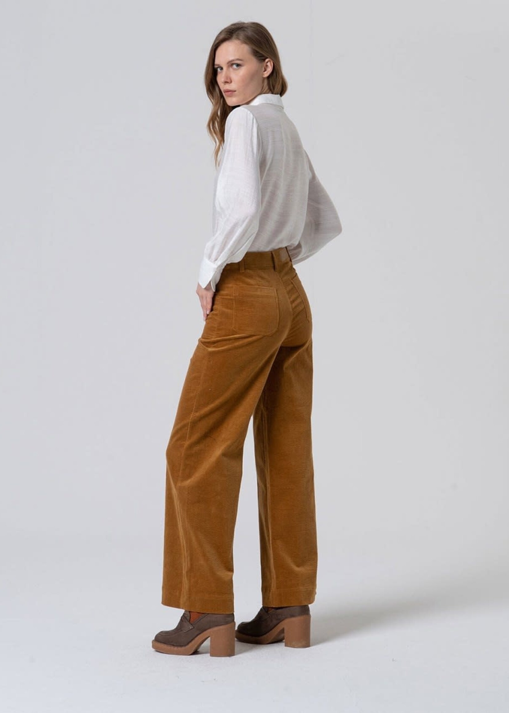 SURKANA SURKANA FLARED CORDES PANTS MUSTARD