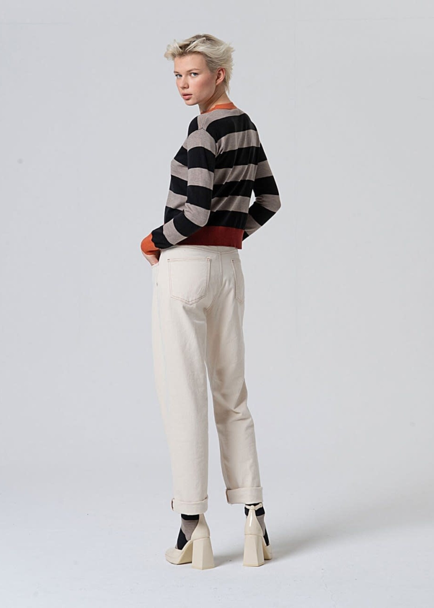 SURKANA SURKANA ROUND NECK SWEATER