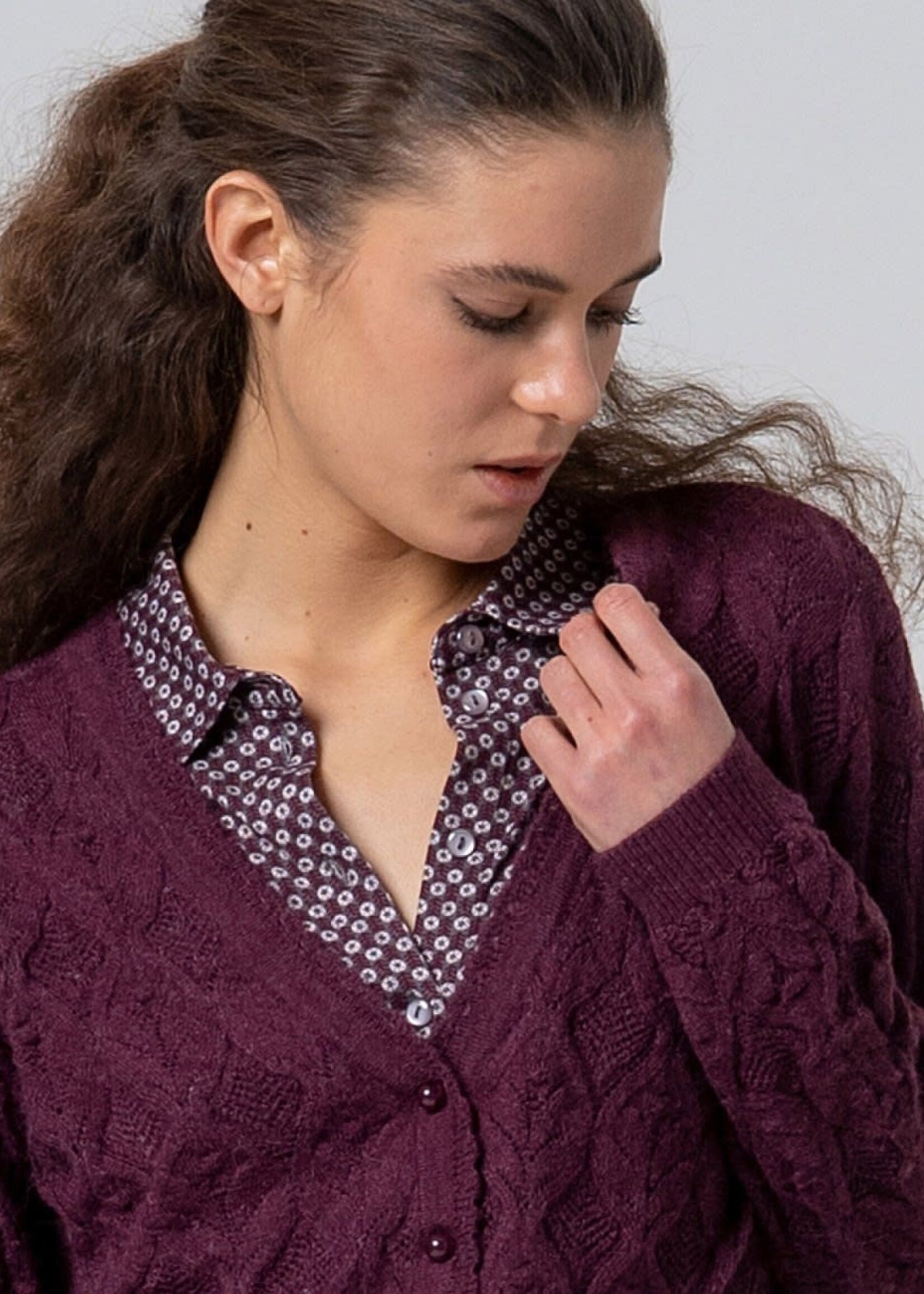 SURKANA SURKANA V NECK CARDIGAN WITH FANTASY KNIT BORDEAUX