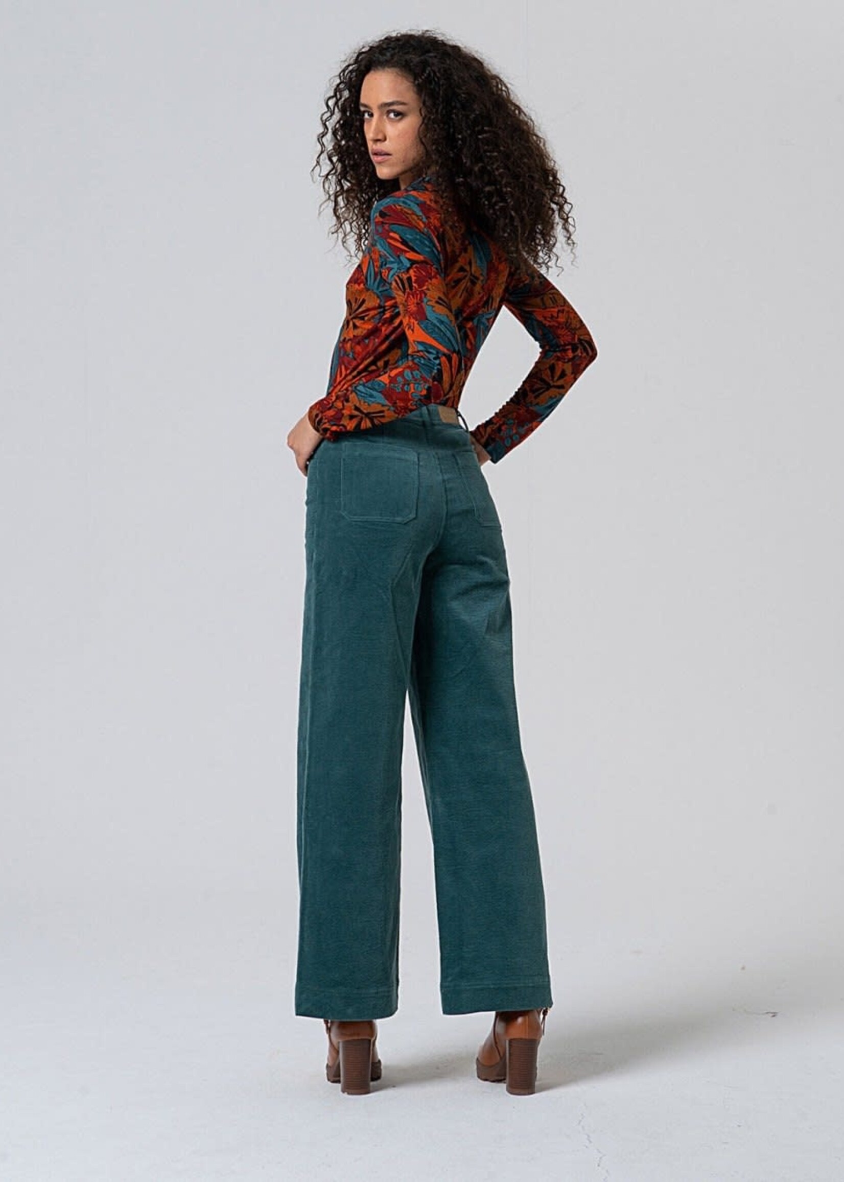 SURKANA SURKANA FLARED CORDED PANTS STEEL BLUE