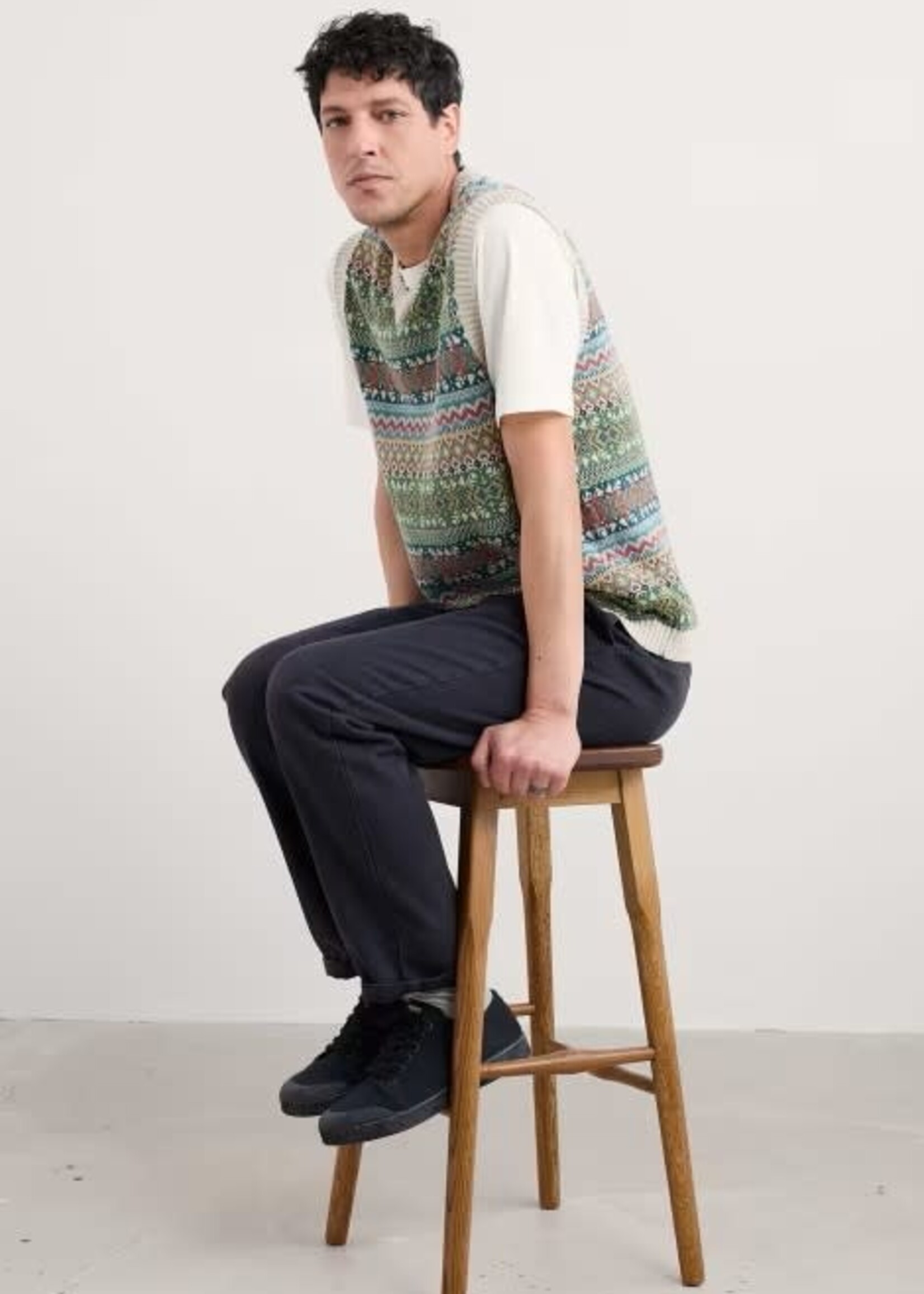 SEASALT CORNWALL SEASALT MEN’S KITTO FAIR ISLE VEST TWIGS KINGFISHER