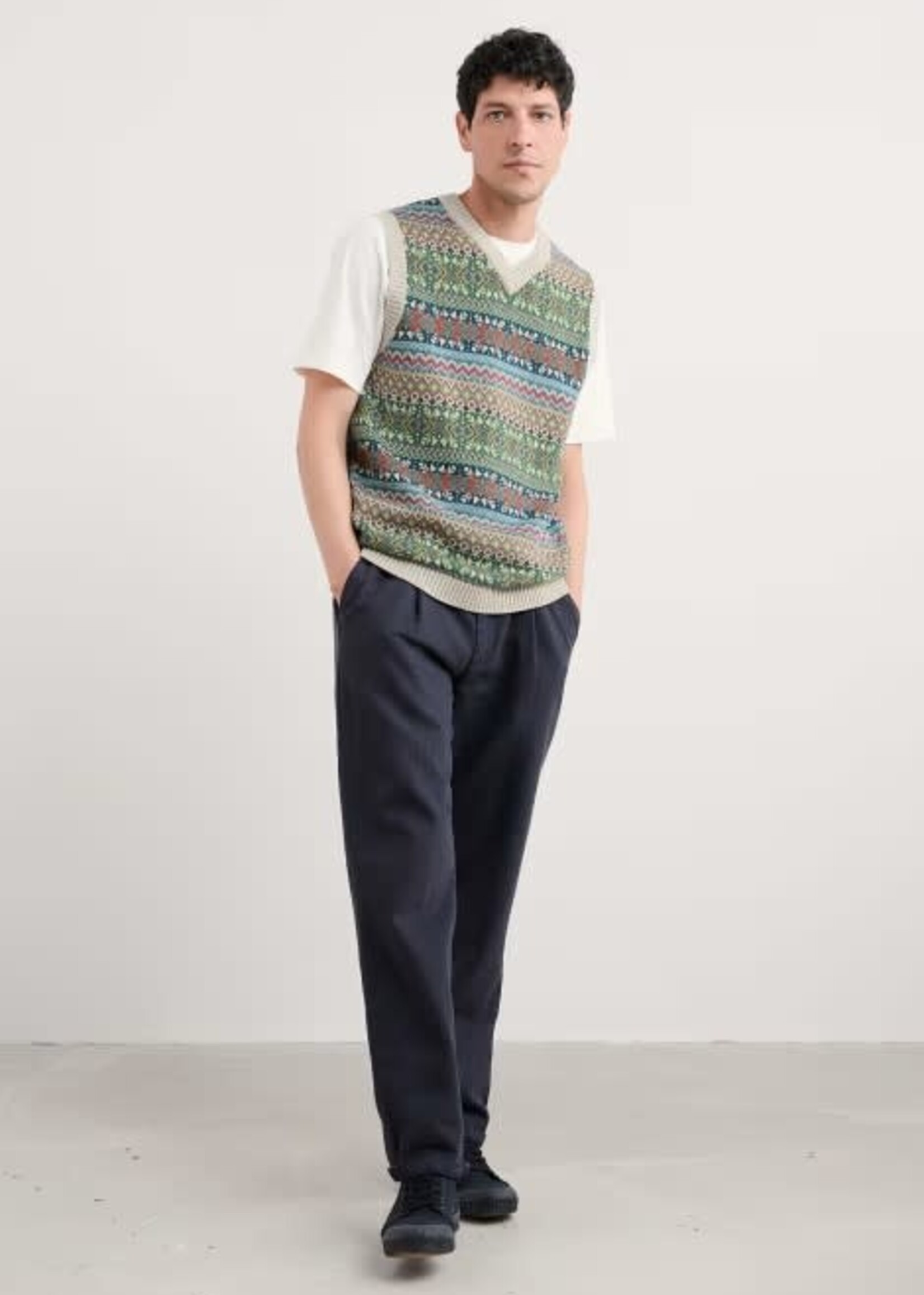 SEASALT CORNWALL SEASALT MEN’S KITTO FAIR ISLE VEST TWIGS KINGFISHER