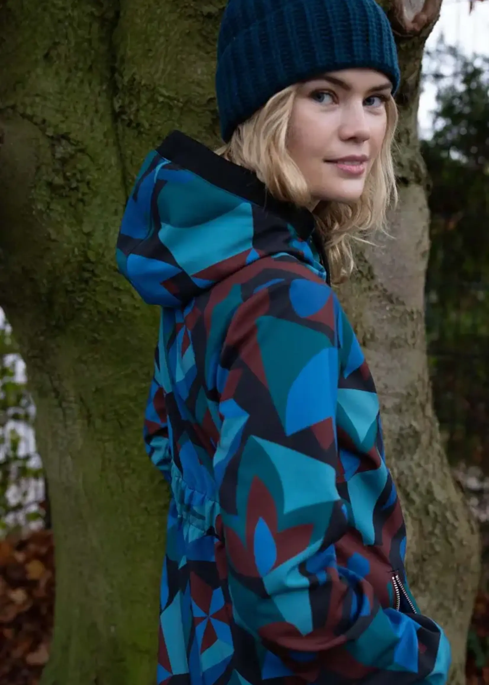 DANEFAE DANEFAE DANEJANE SOFTSHELL BLACK MERLOT GEOFLEUR