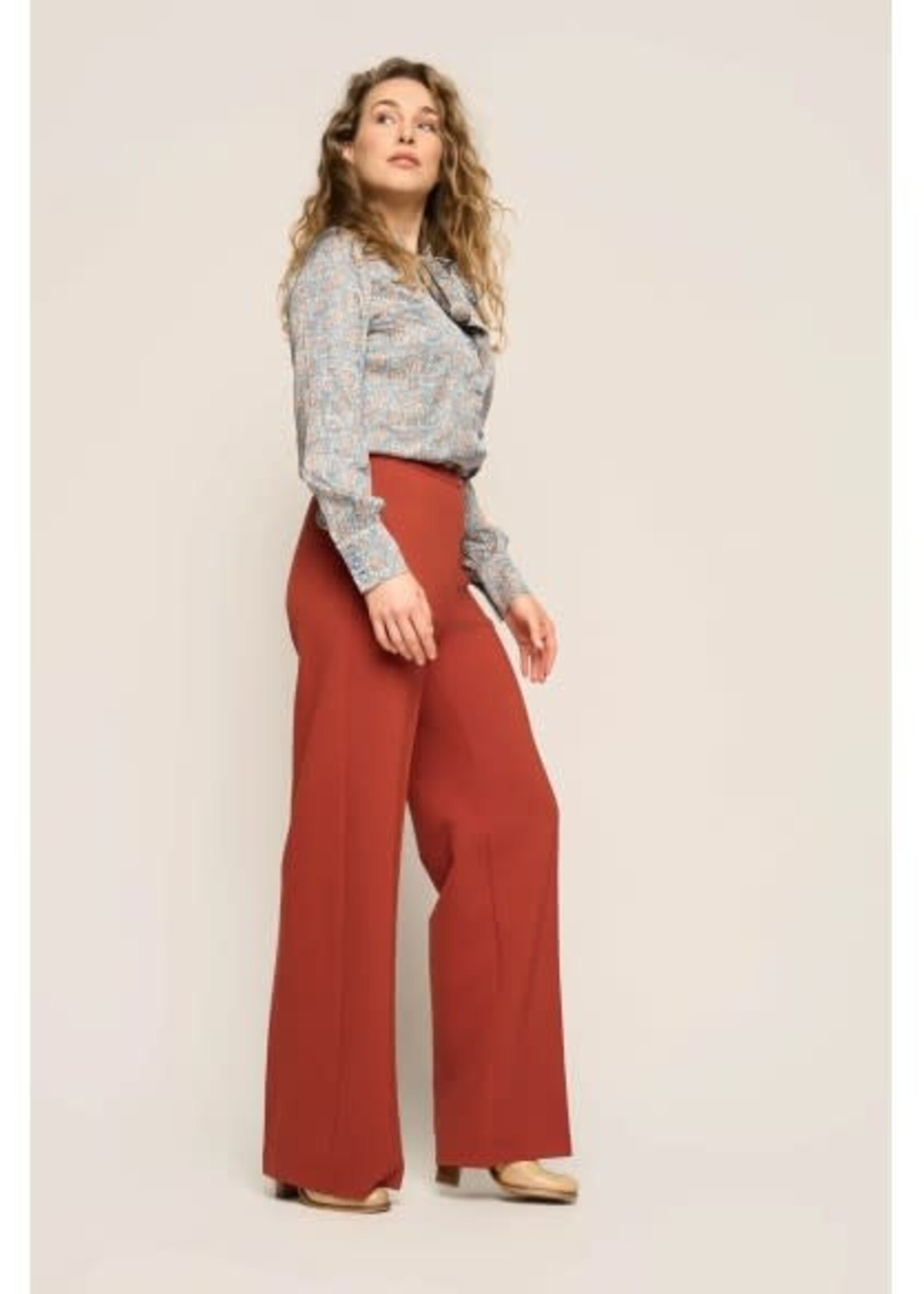 VERY CHERRY VERY CHERRY TAYLOR PANTS TERRA PUNTY