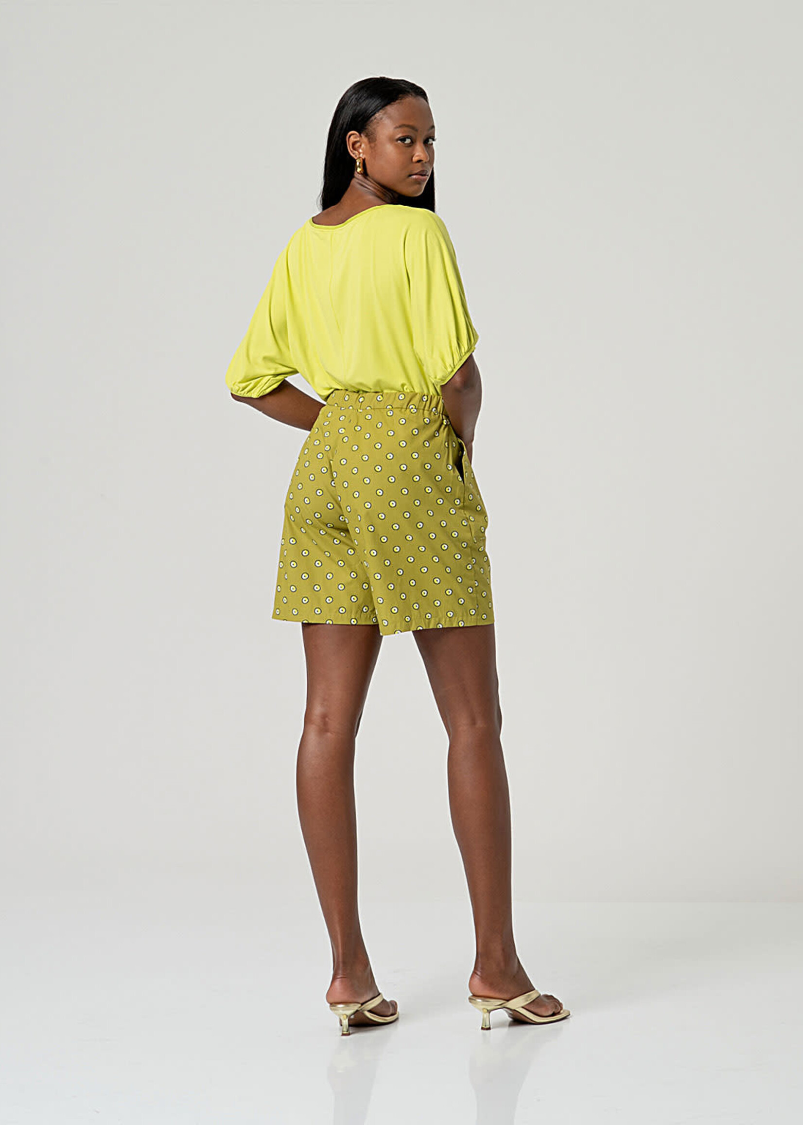 SURKANA SURKANA PLEATED SHORTS GREEN