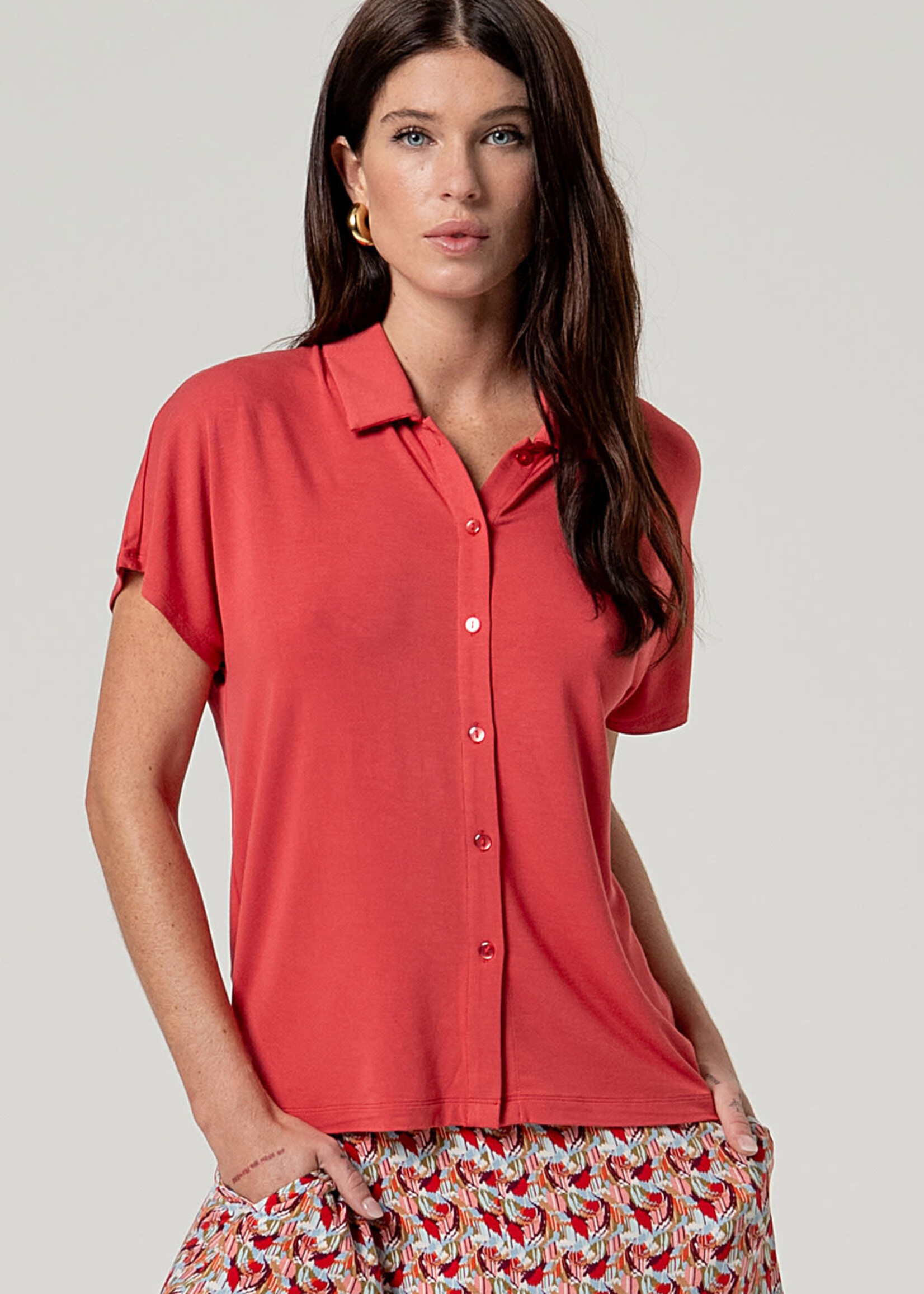 SURKANA SURKANA SS SHIRT TOP RED