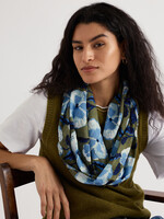 SEASALT CORNWALL SEASALT MAY GARLAND CIRCLE SCARF SPRING PANSY SEAGRASS