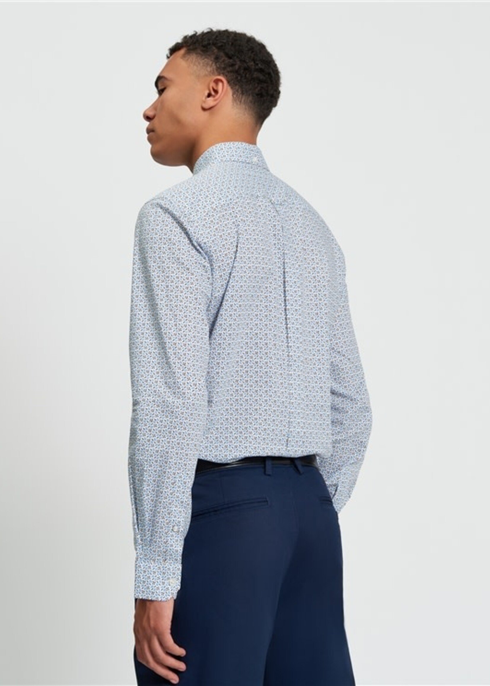 BEN SHERMAN BEN SHERMAN SPLIT GEO PRINT SHIRT PALE BLUE