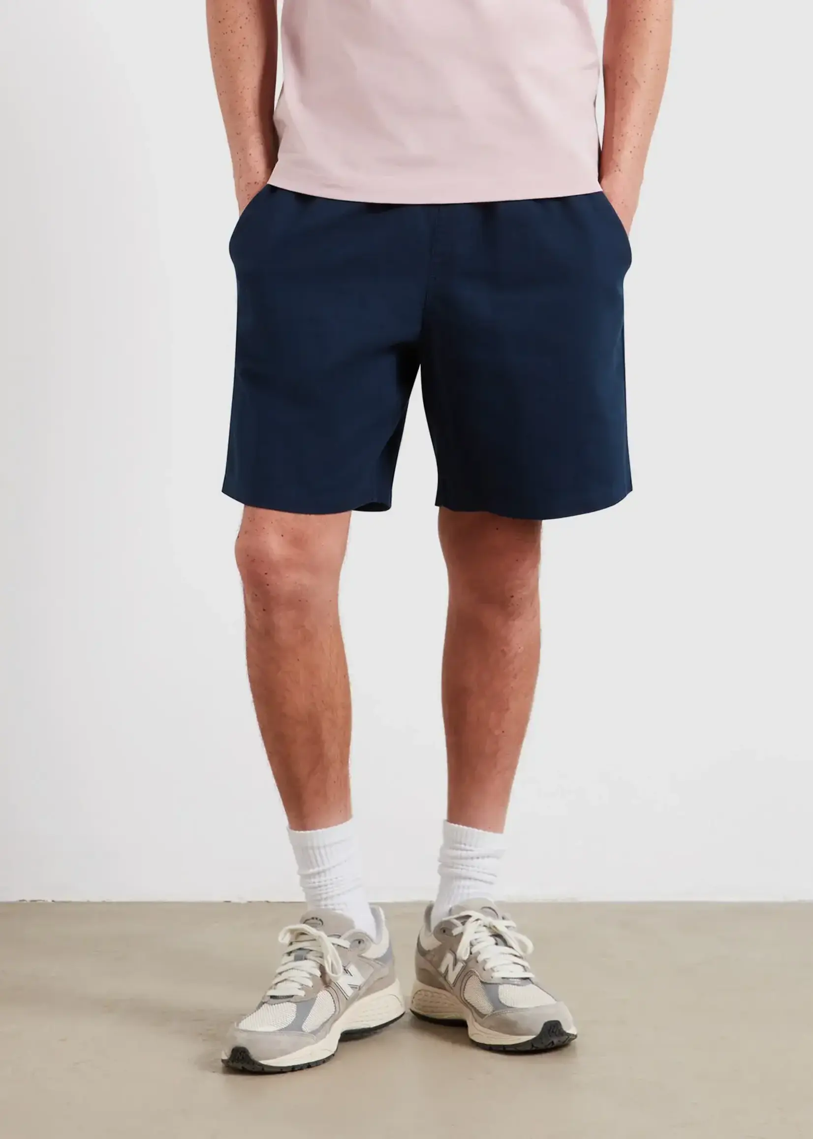 FARAH FARAH SWINTON HERRINGBONE SHORT YALE