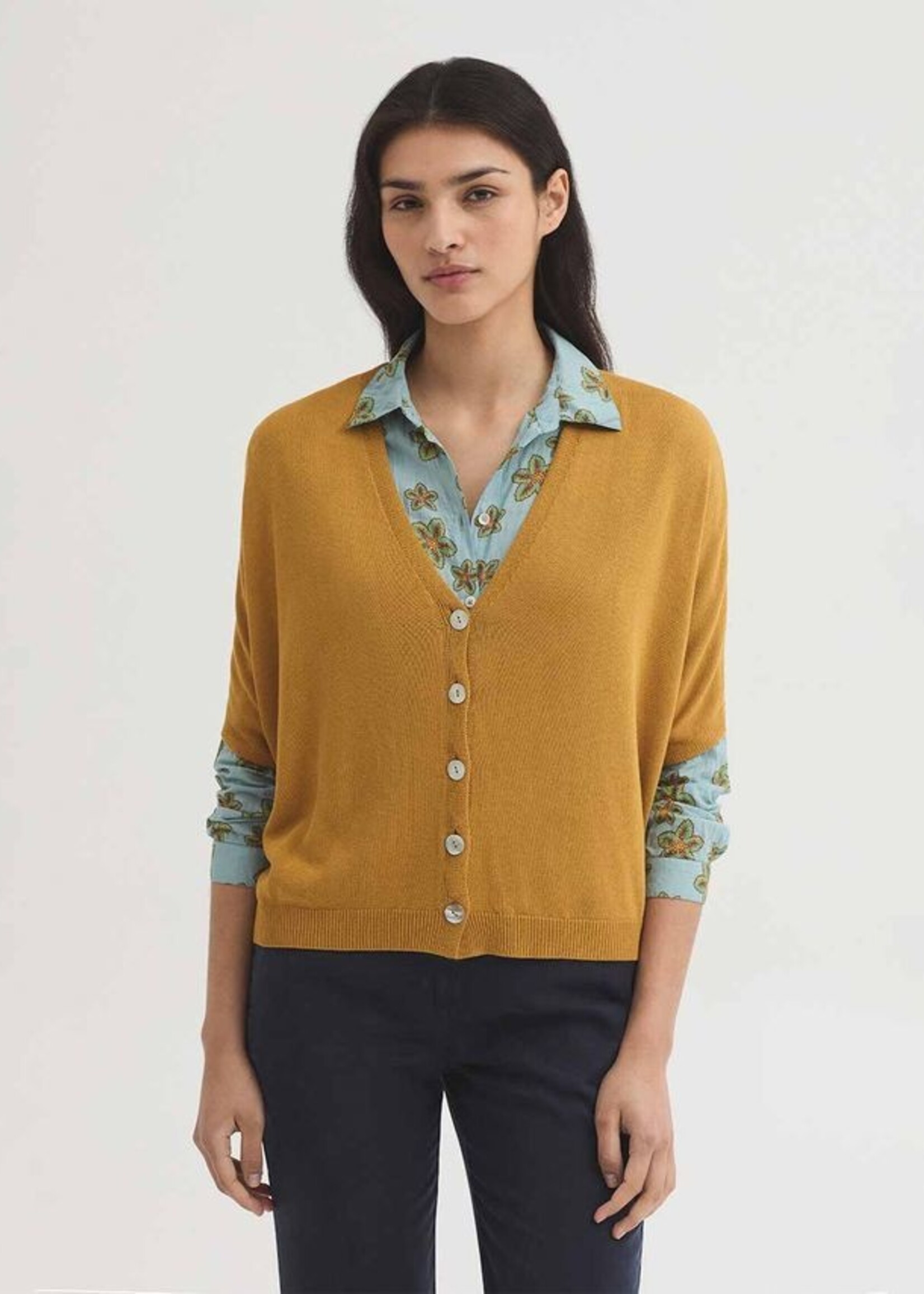 NICE THINGS NICE THINGS WIDE V NECK CARDIGAN DARK YELLOW