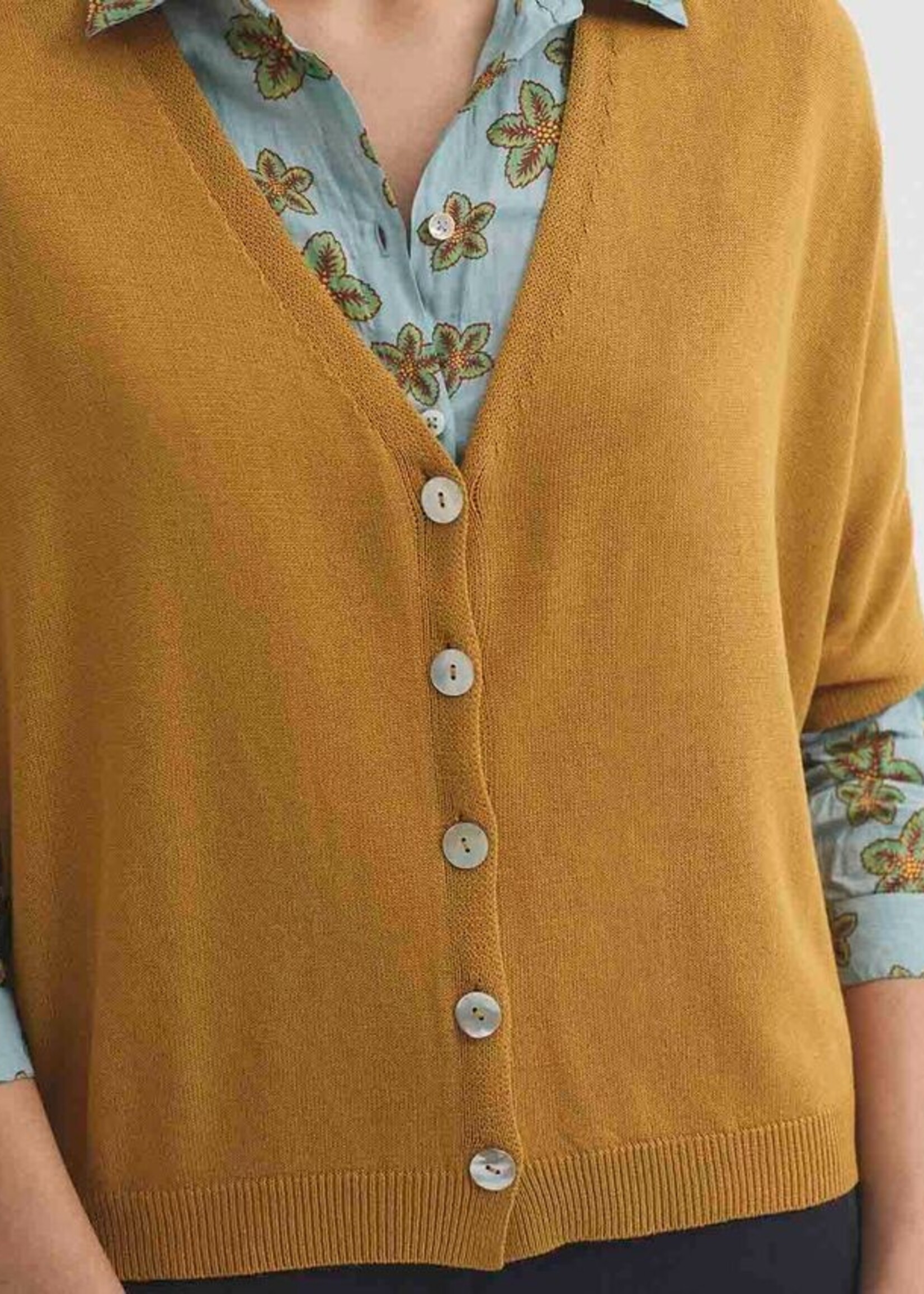 NICE THINGS NICE THINGS WIDE V NECK CARDIGAN DARK YELLOW