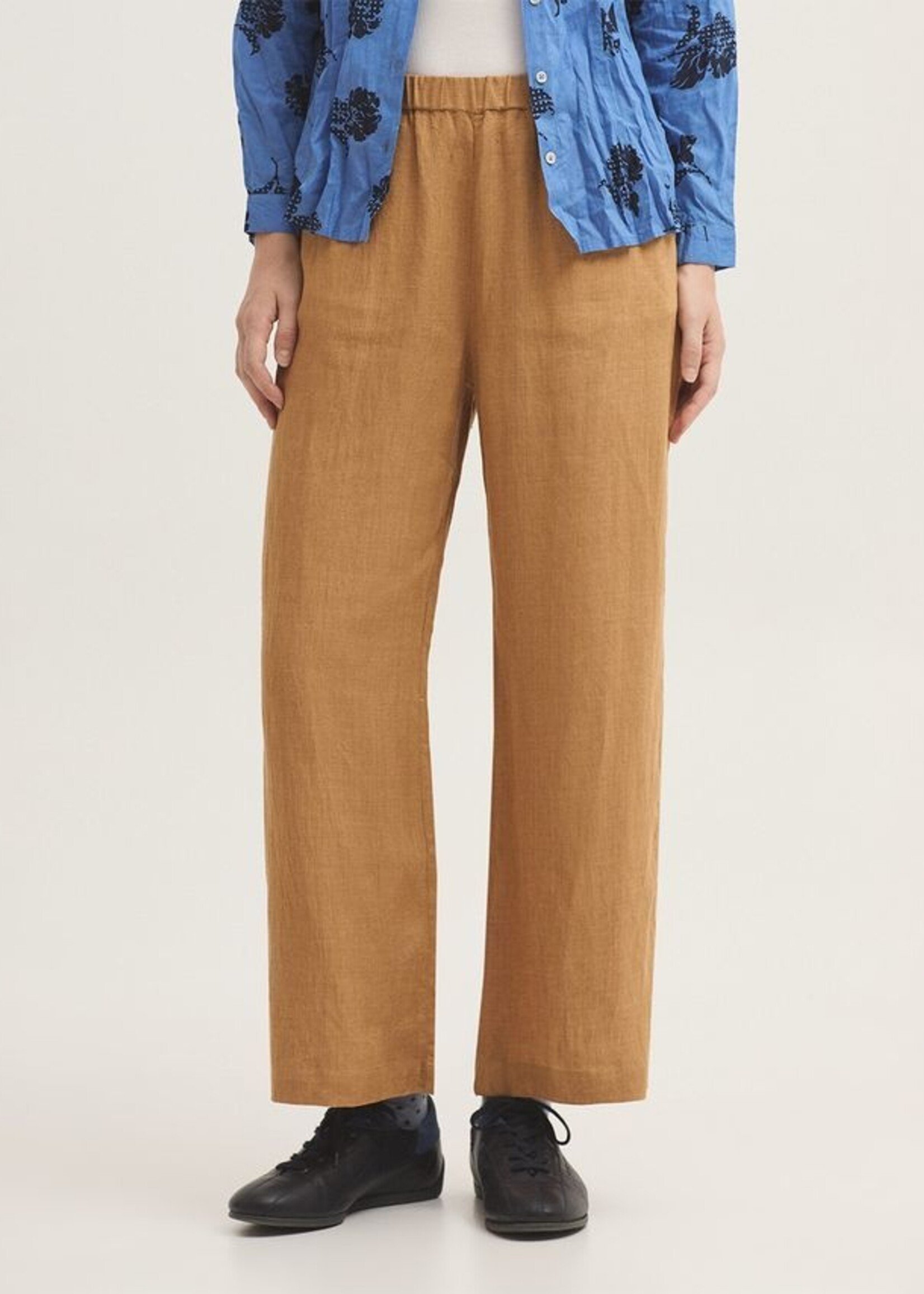 NICE THINGS NICE THINGS ELASTIC WAIST 100% LINEN TROUSER OCHRE