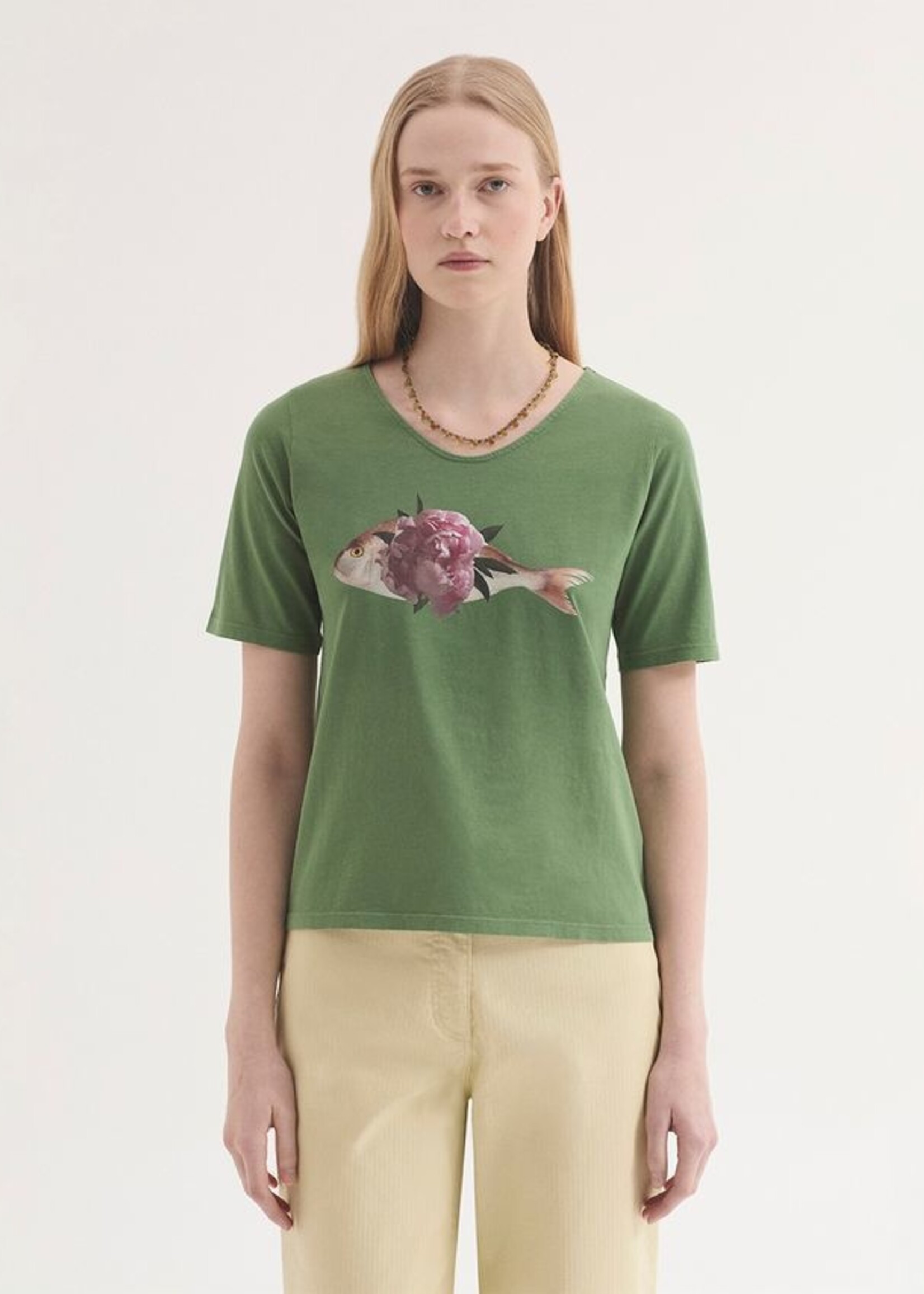 NICE THINGS NICE THINGS PEONIA FISH COTTON T SHIRT KHAKI