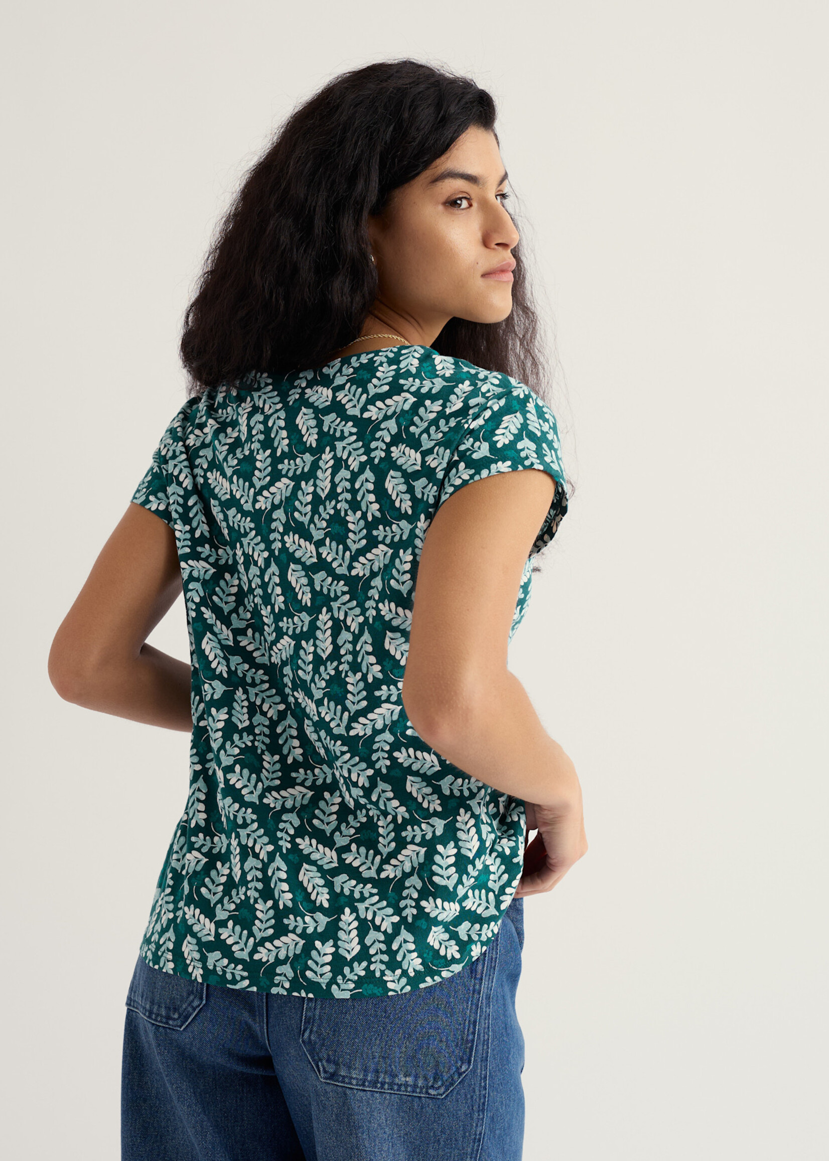 SEASALT CORNWALL SEASALT STUDIO GLASS TOP INDIGO LEAF DARK WRECKAGE