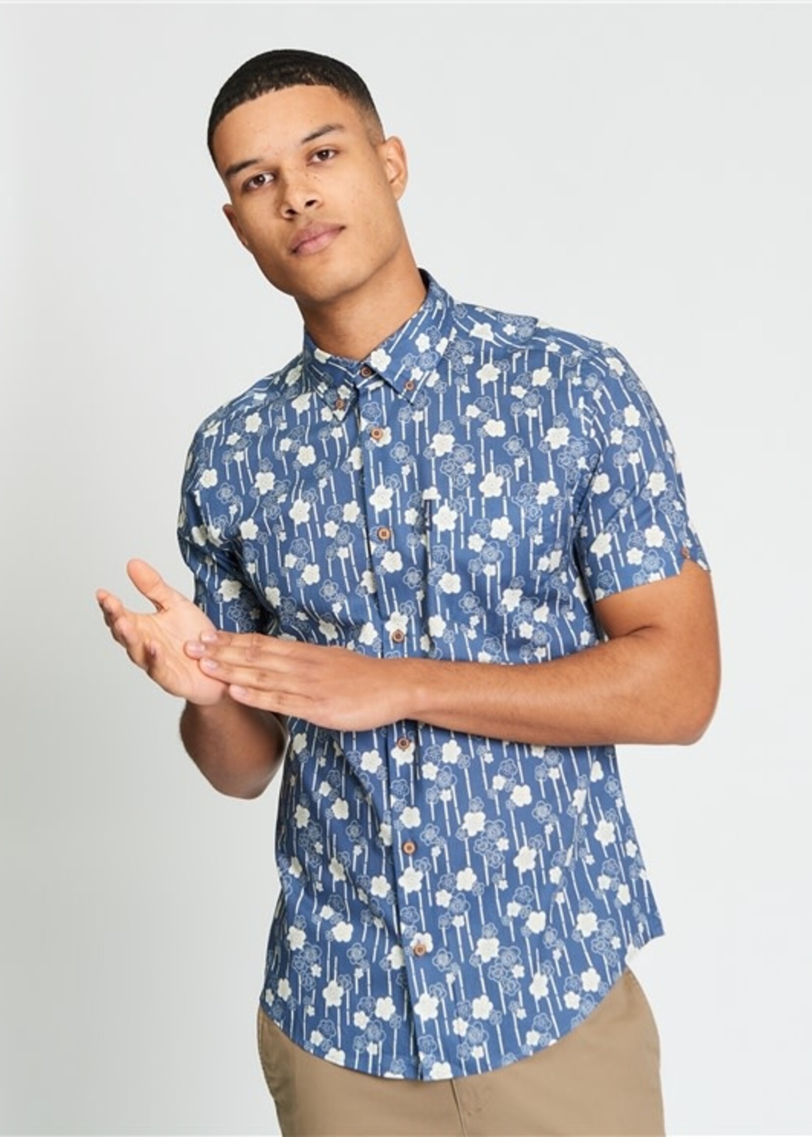 BEN SHERMAN BEN SHERMAN SS SHIRT FLORAL BAMBOO PRINT SHIRT INDIGO