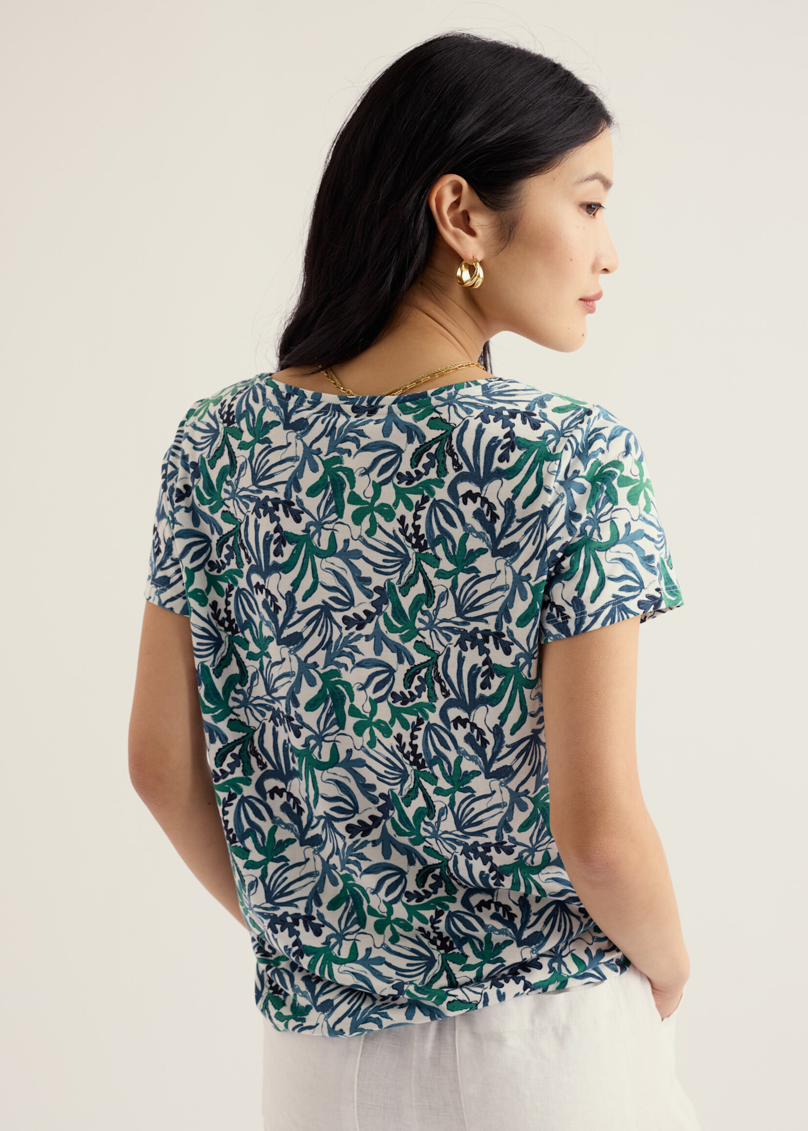 SEASALT CORNWALL SEASALT APPLETREE T SHIRT INKY FRONDS CHALK