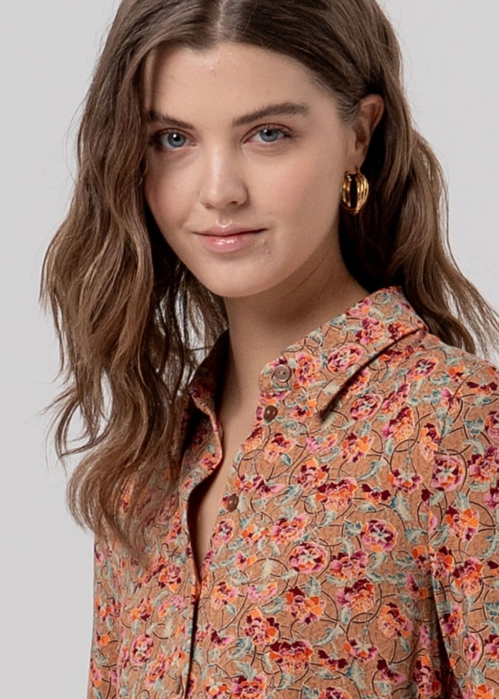 SURKANA SURKANA OVERSIZED BLOUSE FLOWER CAMEL