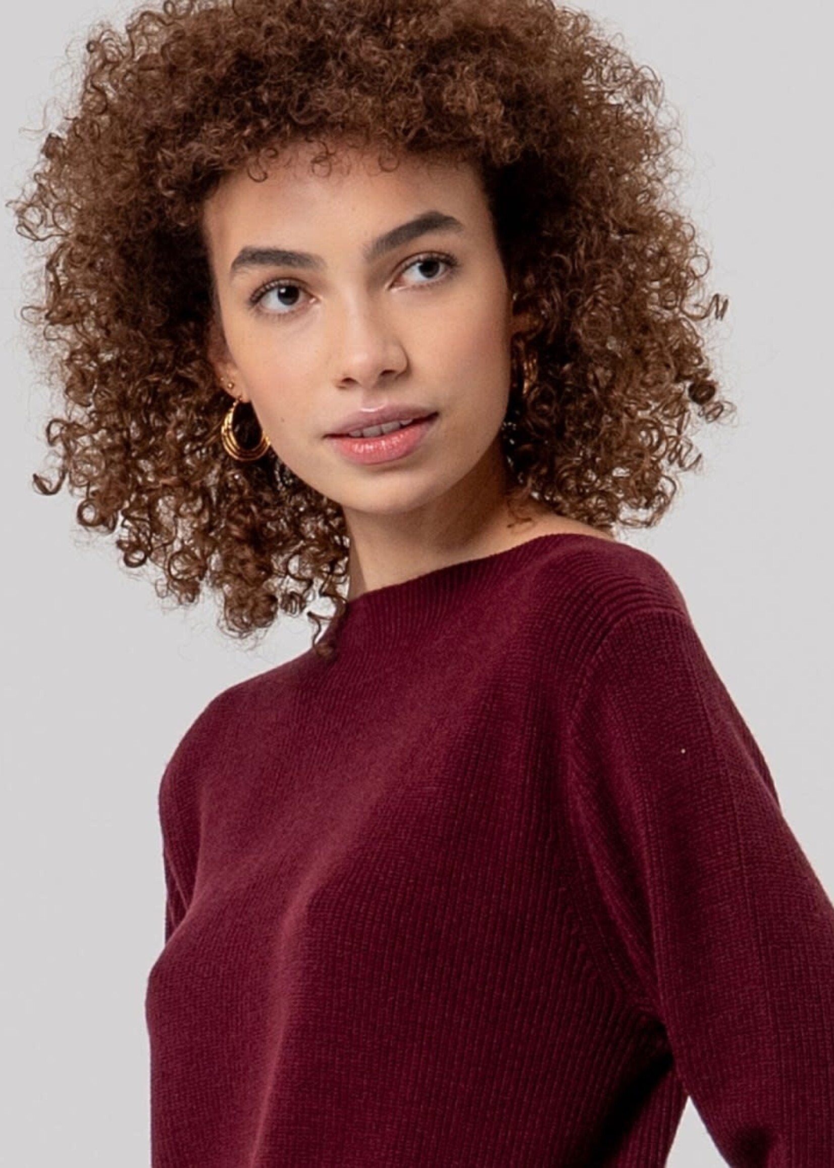 SURKANA SURKANA BOOT NECK SWEATER MAROON