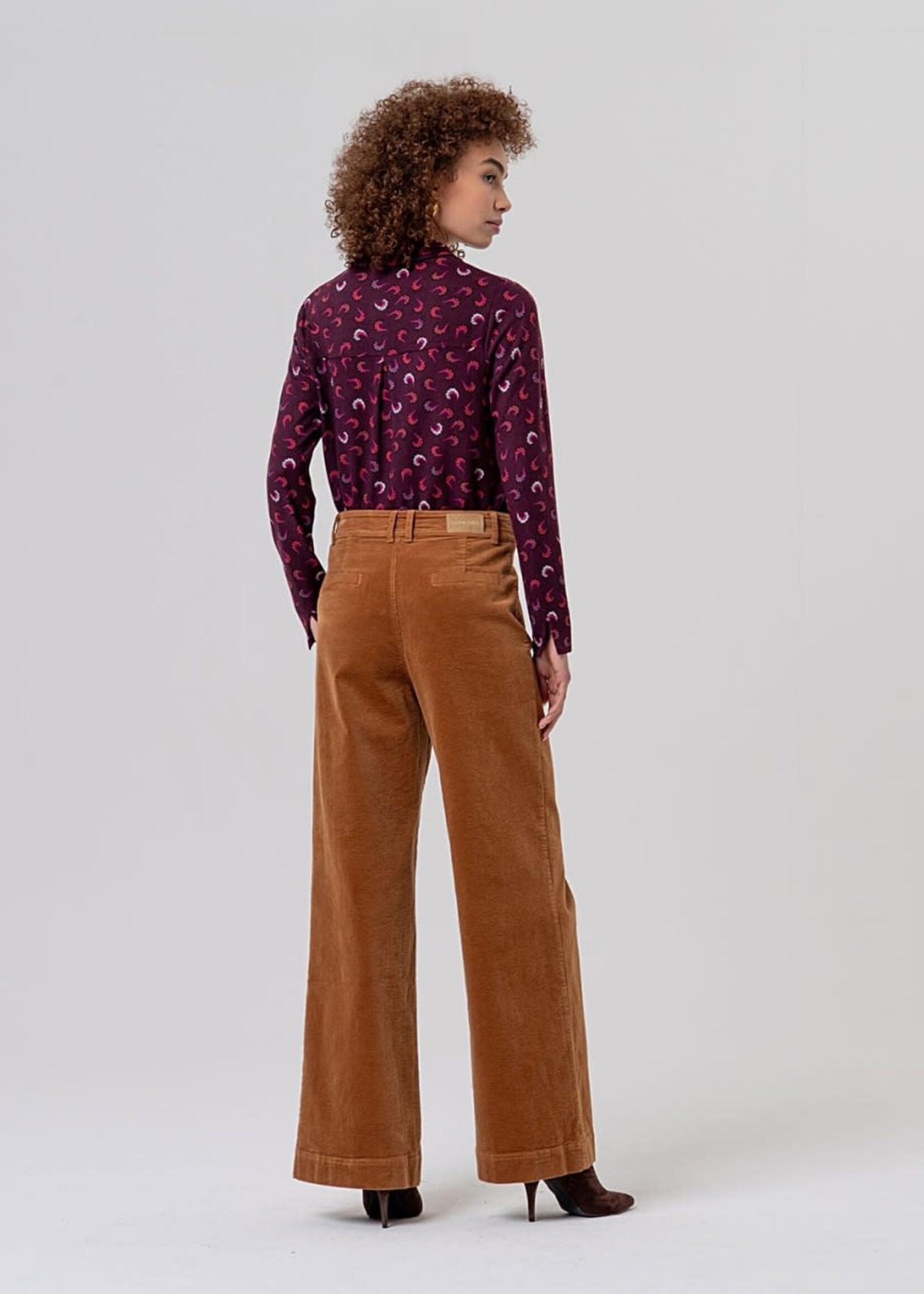 SURKANA SURKANA WIDE LEG TROUSER CORDED PATCH POCKETS TOFFEE