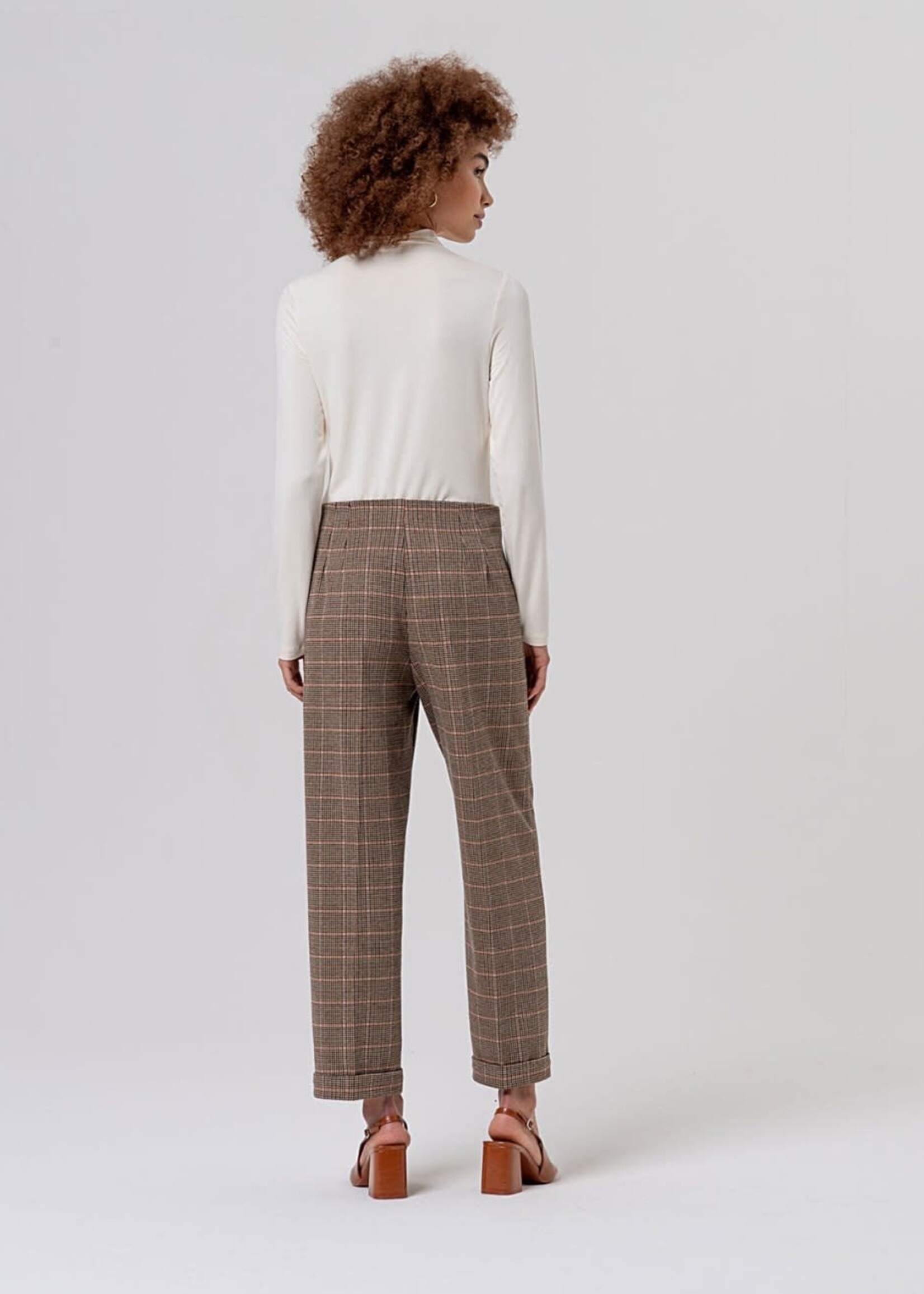 SURKANA SURKANA STRAIGHT LEG CHECK TROUSER CAMEL